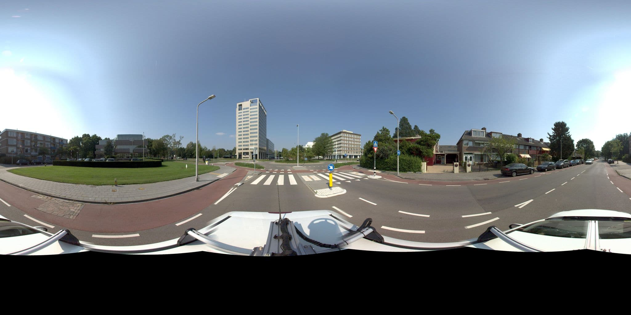 Street view near roosevelt studios, Amstelveen — © amsterdam (CC BY-SA · Mapillary)