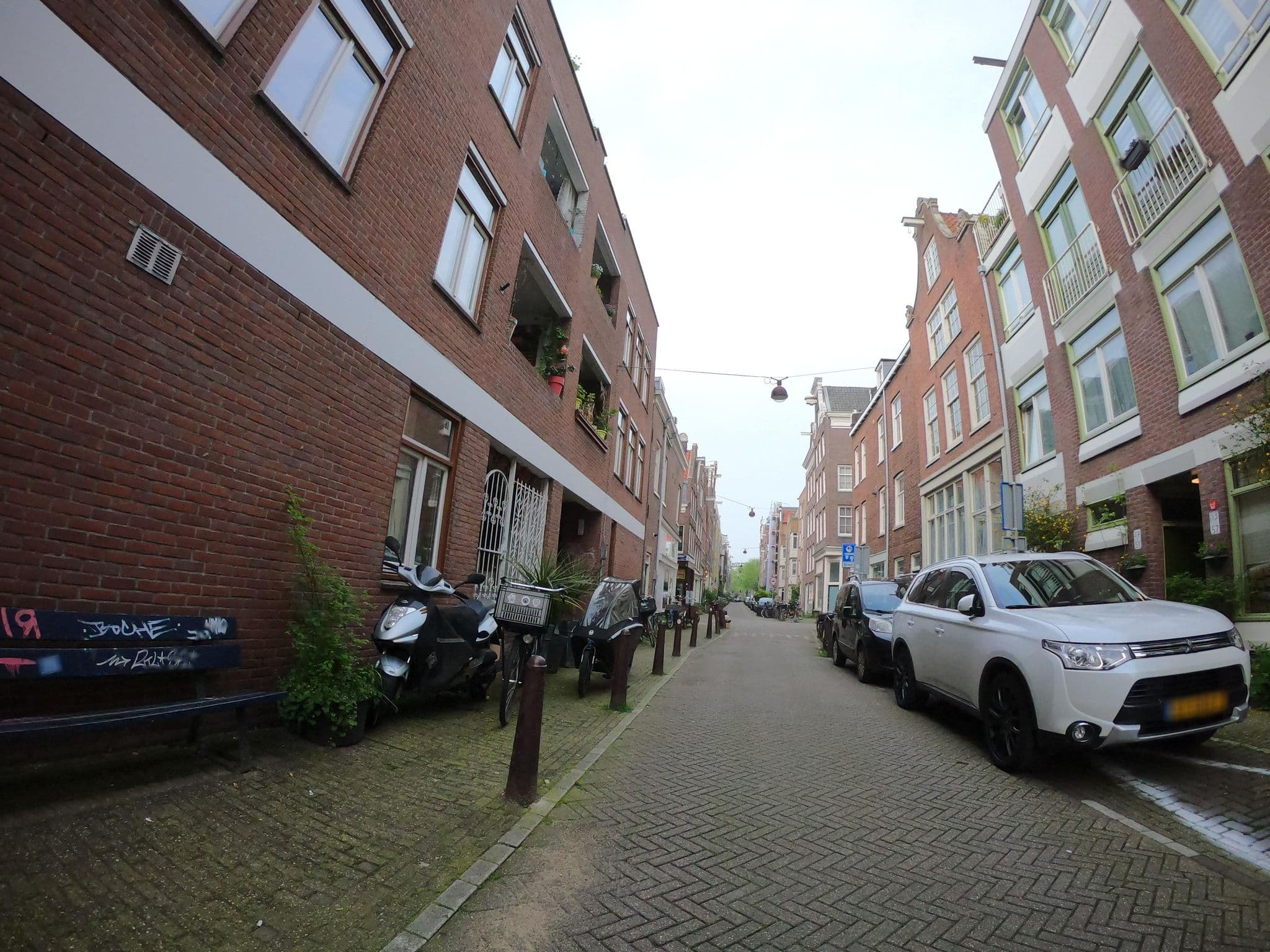 Street view near Bed & Bikes Amsterdam, Amsterdam — © richlv (CC BY-SA · Mapillary)