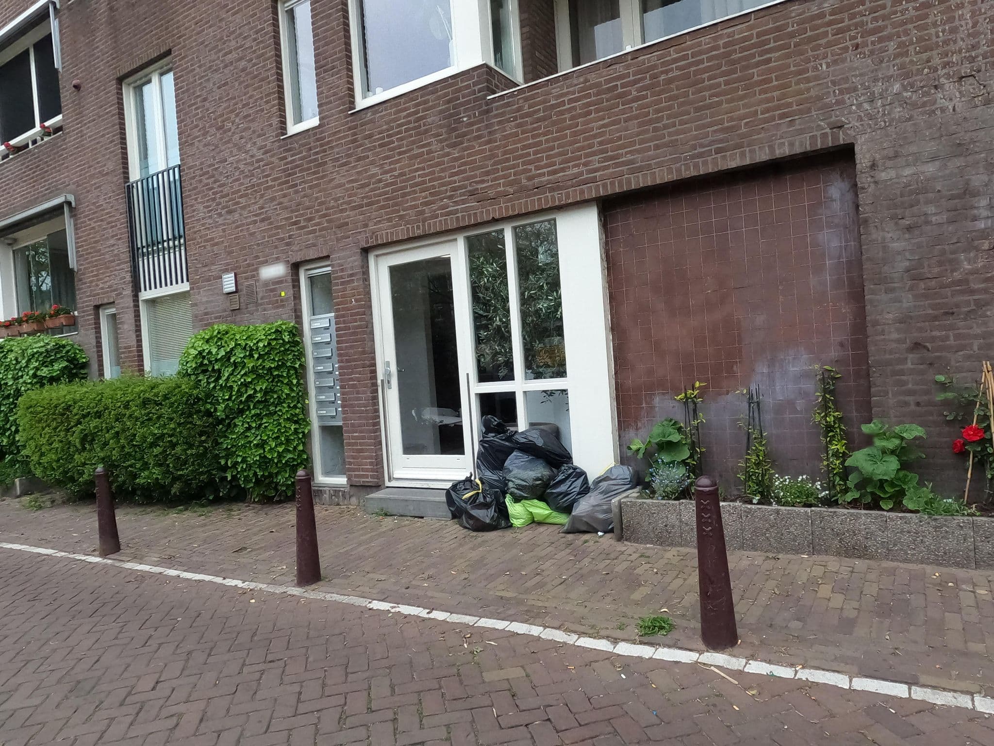Street view near Studio/ Apartment Amsterdam Center, Amsterdam — © chuck (CC BY-SA · Mapillary)