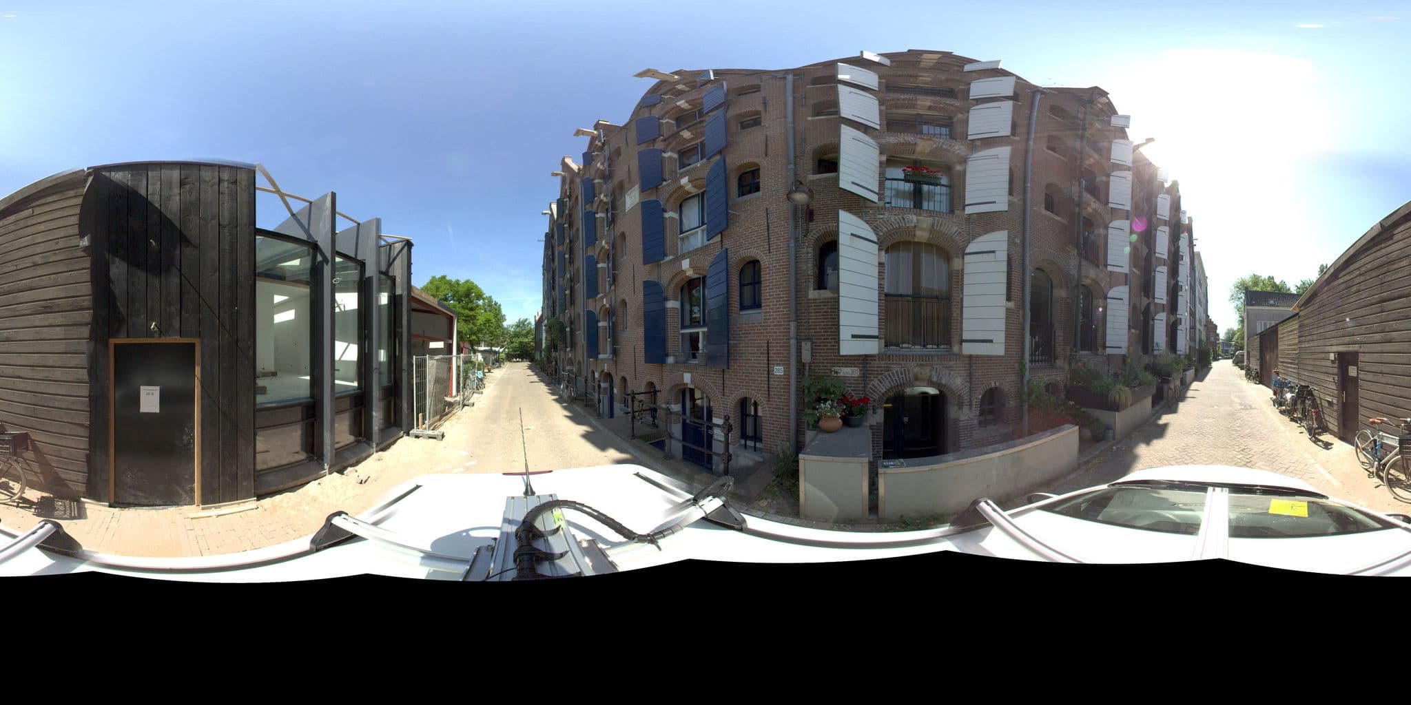 Street view near Bedmetbootje & Bedwithmotorboat, Amsterdam — © amsterdam (CC BY-SA · Mapillary)