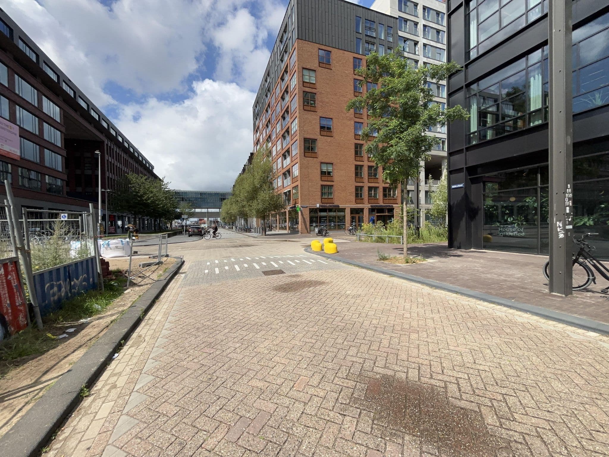 Street view near House of Influence, Kadoelen — © robot8a (CC BY-SA · Mapillary)