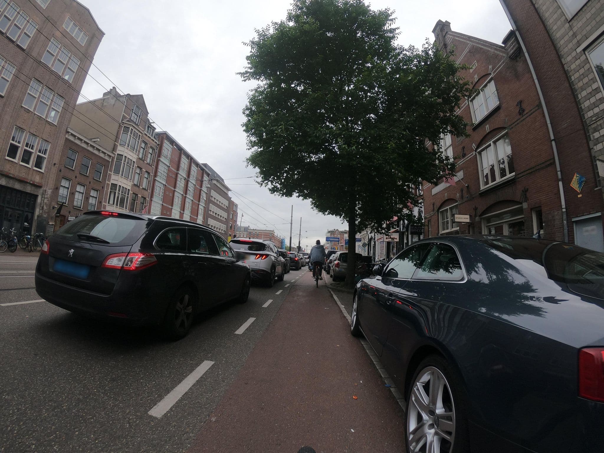 Street view near Dutch Rose, Amsterdam — © CasGroenigen (CC BY-SA · Mapillary)