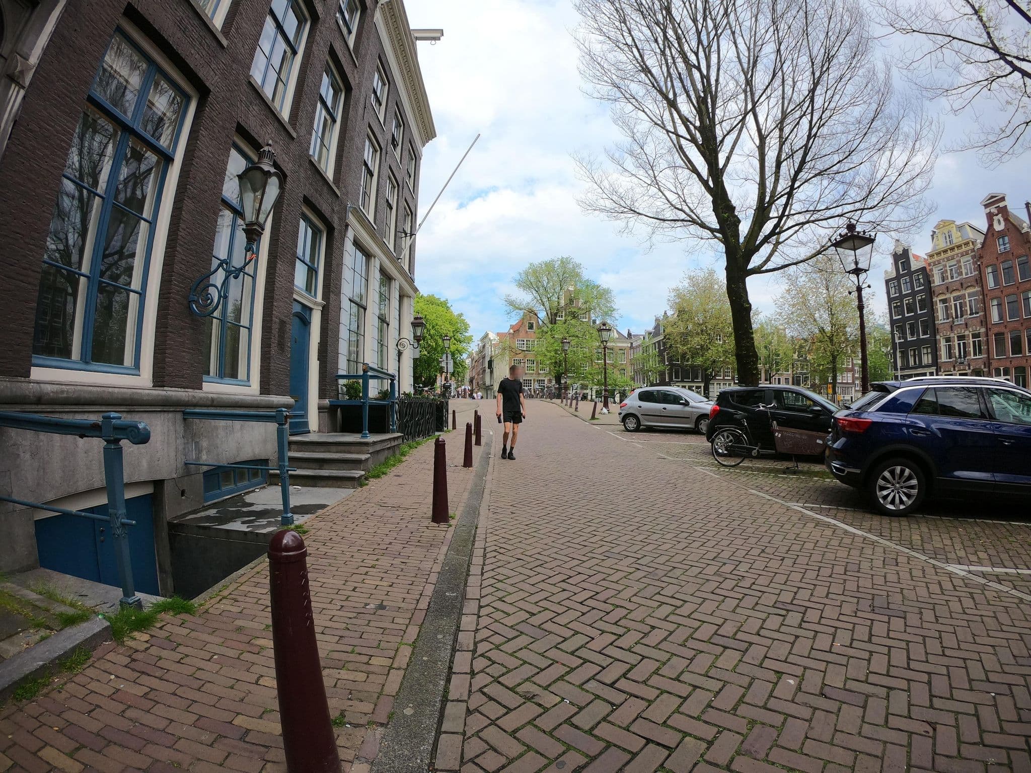 Street view near Houseboat!, Amsterdam — © richlv (CC BY-SA · Mapillary)