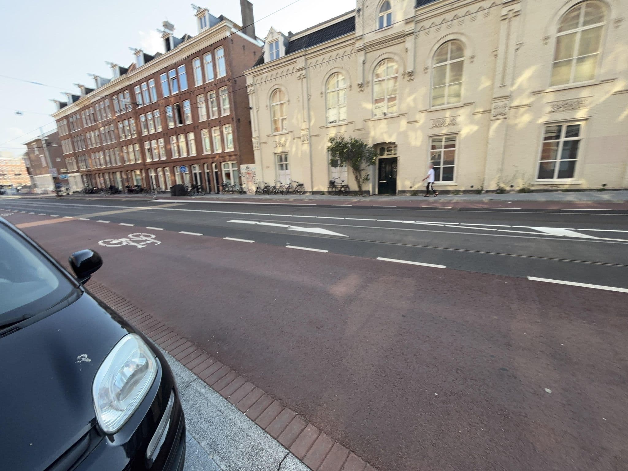 Street view near Tommy's Apartment, Amsterdam — © robot8a (CC BY-SA · Mapillary)
