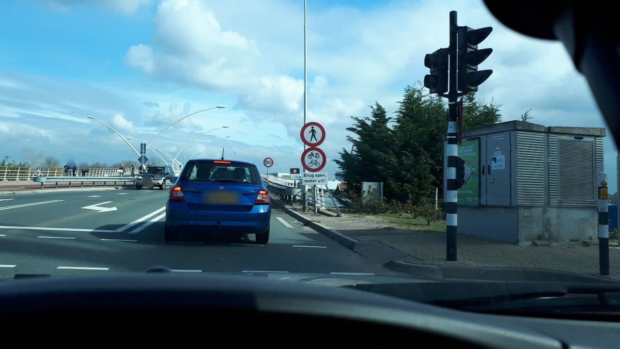 Street view near D'Vijf Broers, Zaandijk — © zoefzoef (CC BY-SA · Mapillary)