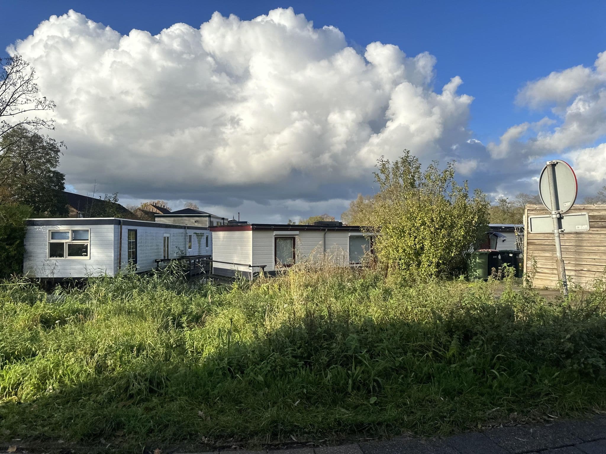 Street view near B&B Heerenhuis, Zaandijk — © amaiman (CC BY-SA · Mapillary)