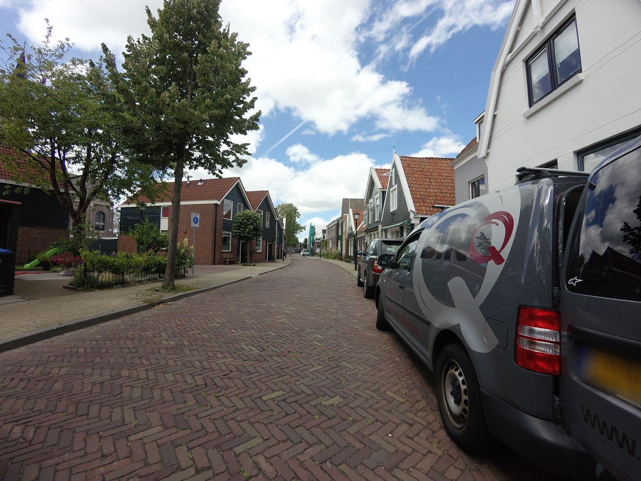 Street view near B&B Zit aan de Zaan, Zaandijk — © ankeric (CC BY-SA · Mapillary)