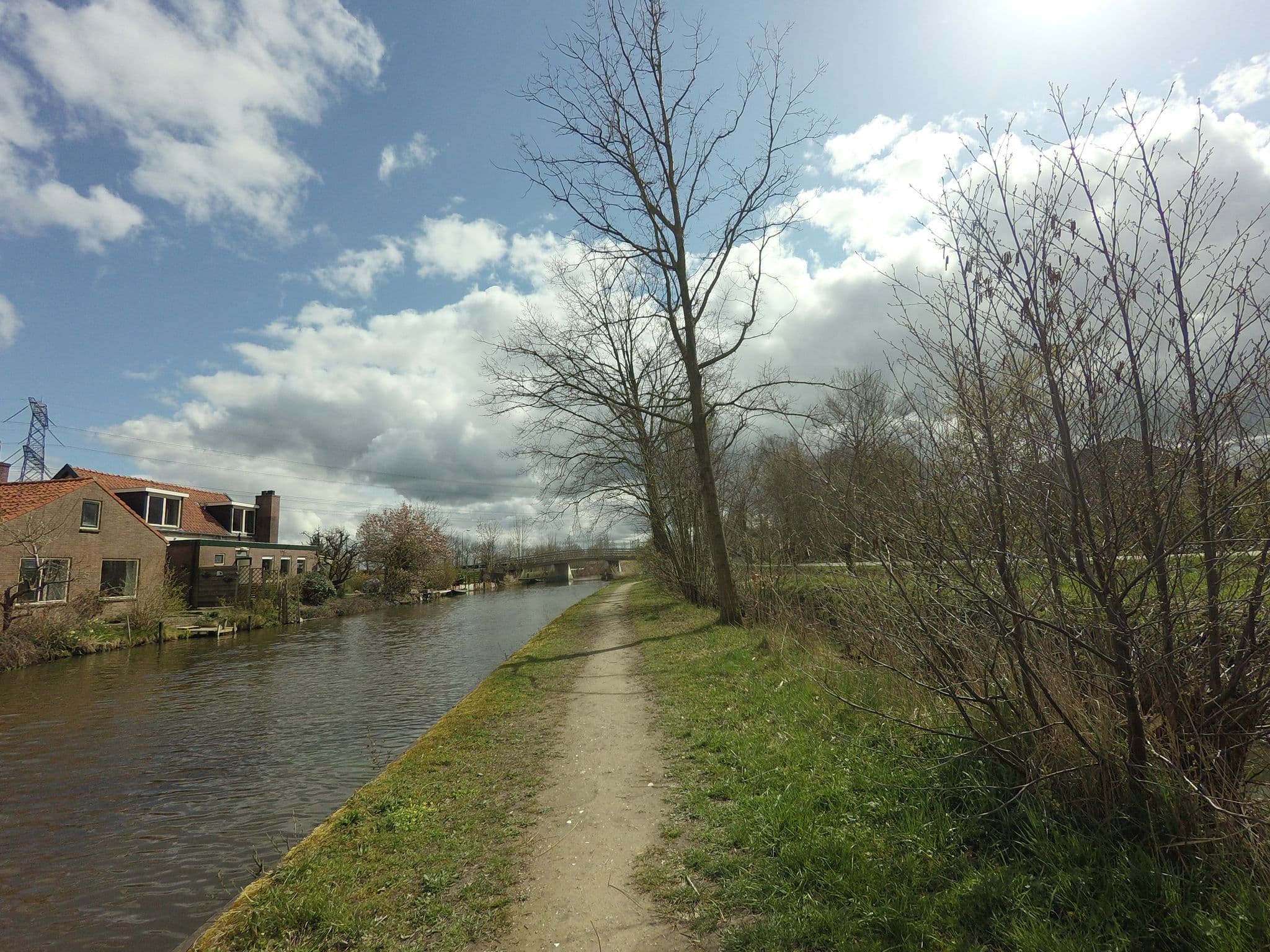Street view near Bed & Breakfast De Oude Rijn, Harmelen — © ankeric (CC BY-SA · Mapillary)