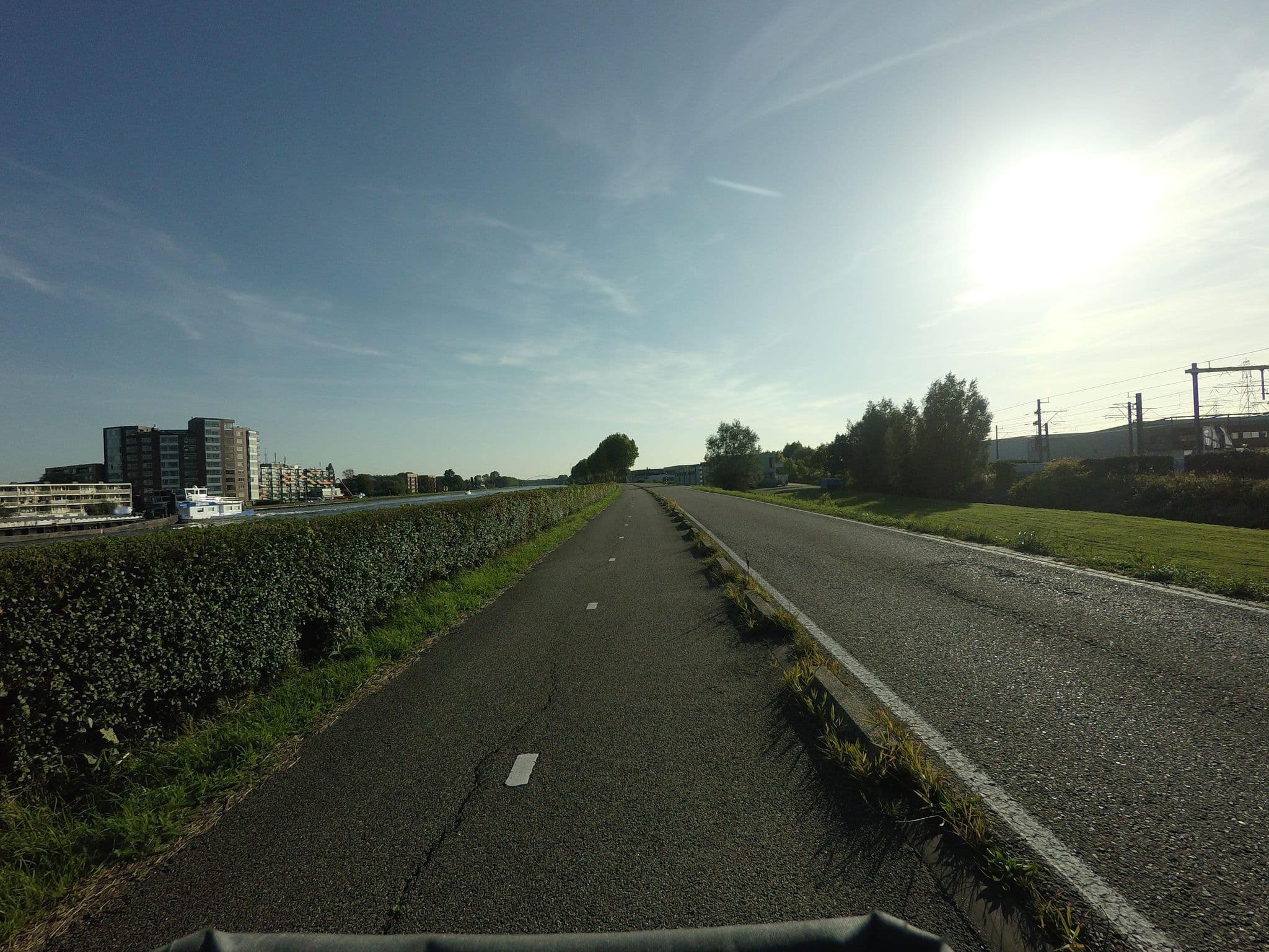 Street view near IML-NL Liphook Express [Moving Target], Breukelen — © ankeric (CC BY-SA · Mapillary)