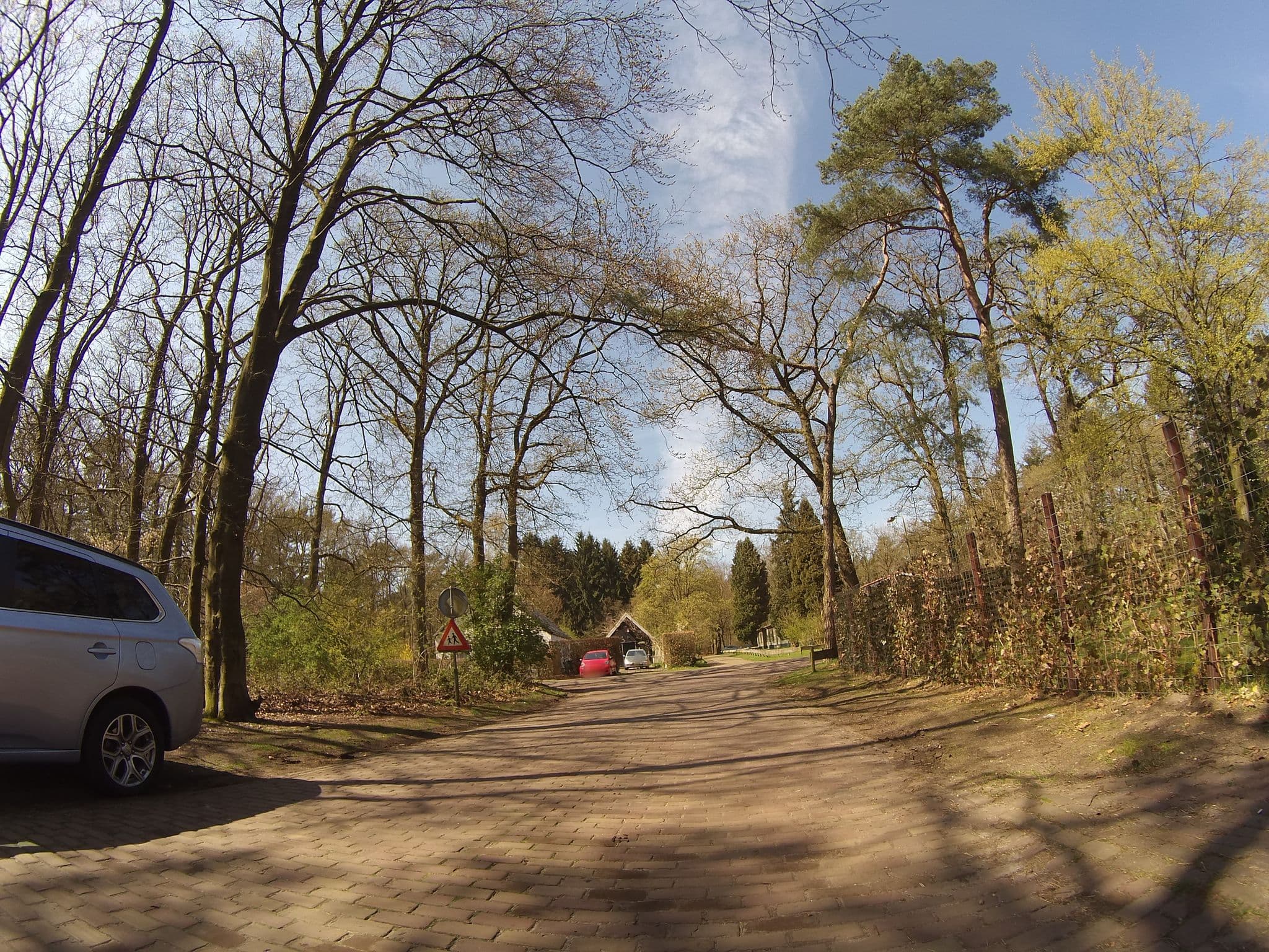 Street view near Paasheuvelgroep Austerlitz, Austerlitz — © ligfietser (CC BY-SA · Mapillary)