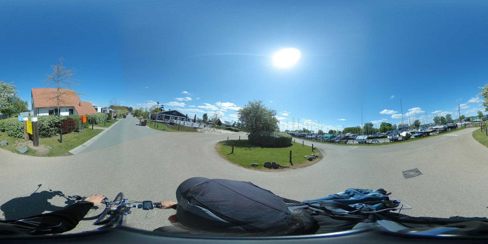 Street view near EuroParcs Bad Hulckesteijn, Doornsteeg — © peewee32 (CC BY-SA · Mapillary)