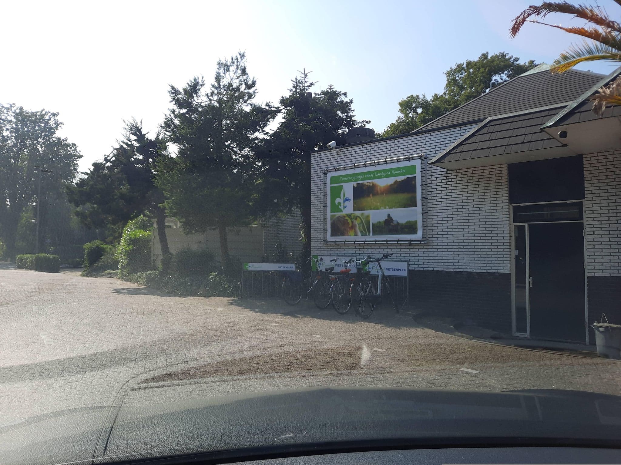 Street view near Landgoed Ruwinkel, Scherpenzeel — © Lowiekse (CC BY-SA · Mapillary)