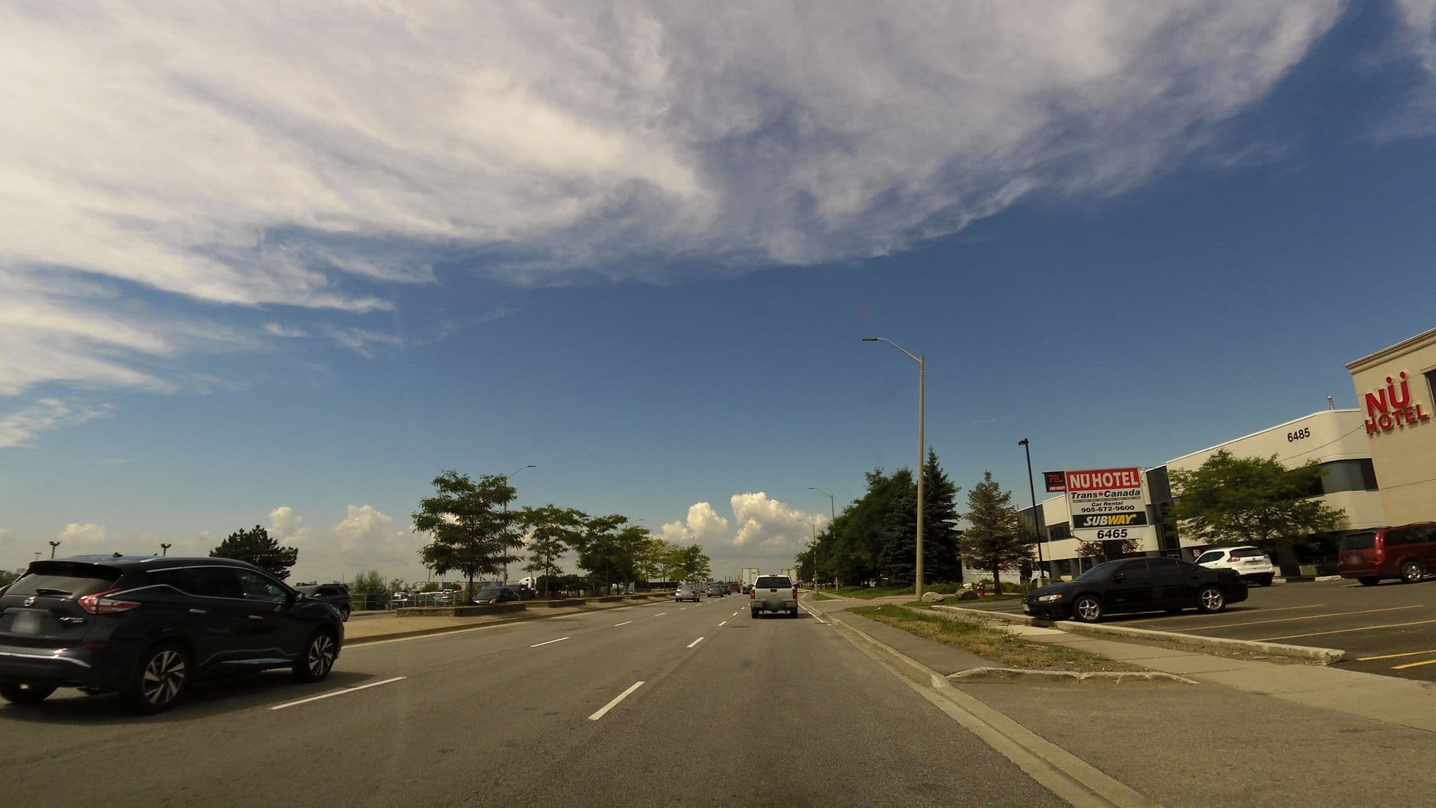 Street view near Nu Hotel, West Humber-Clairville — © bootprint (CC BY-SA · Mapillary)