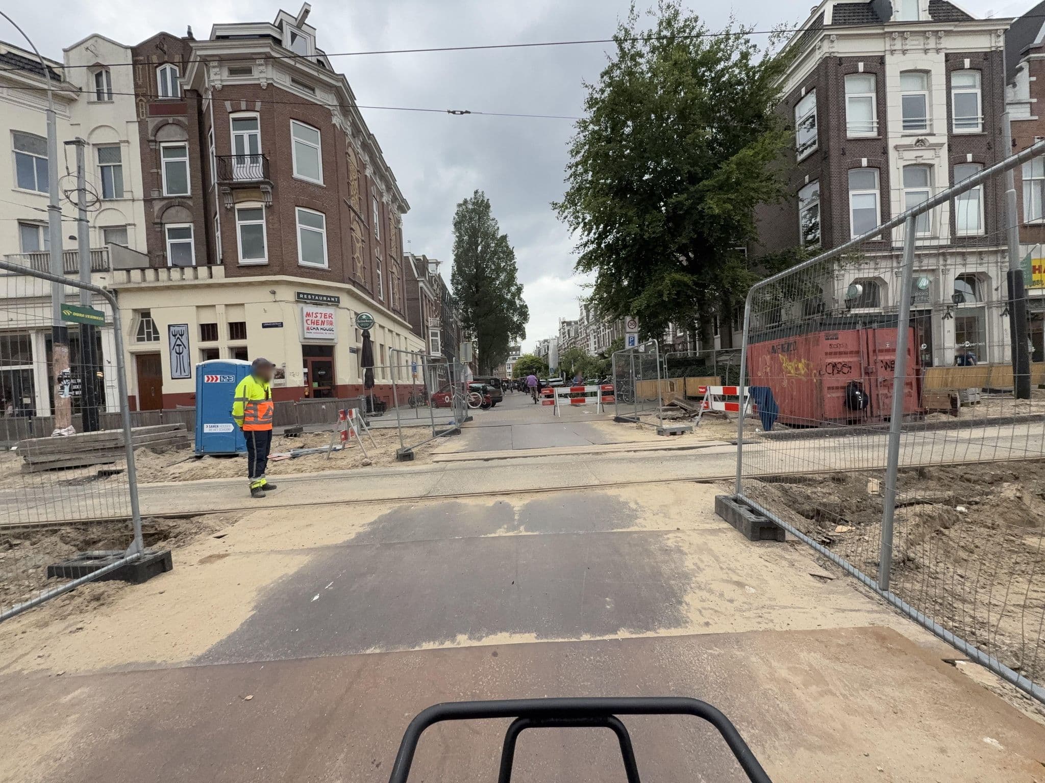Street view near hampshire hotel - bar, Dapperbuurt — © ottor (CC BY-SA · Mapillary)