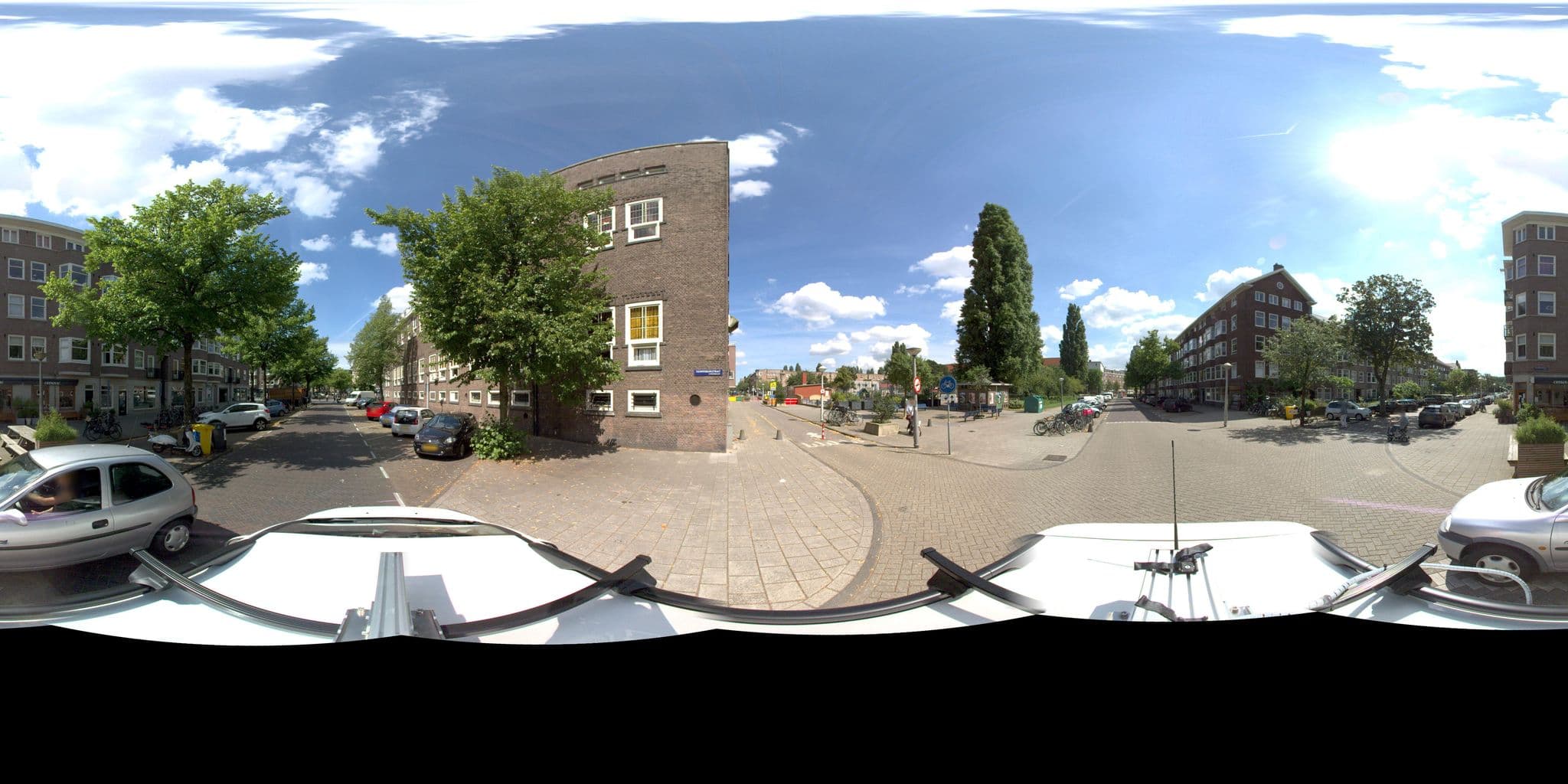 Street view near River Lake Balcony Apartment, Dapperbuurt — © amsterdam (CC BY-SA · Mapillary)