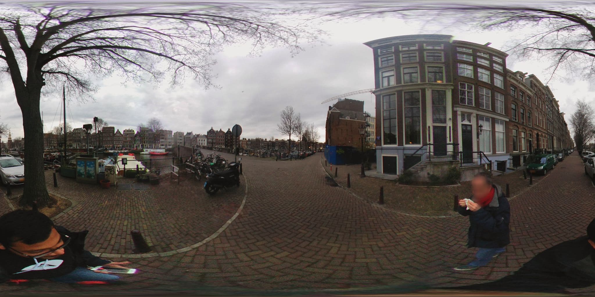Street view near Houseboat Hendrik, Amsterdam — © shravan91 (CC BY-SA · Mapillary)