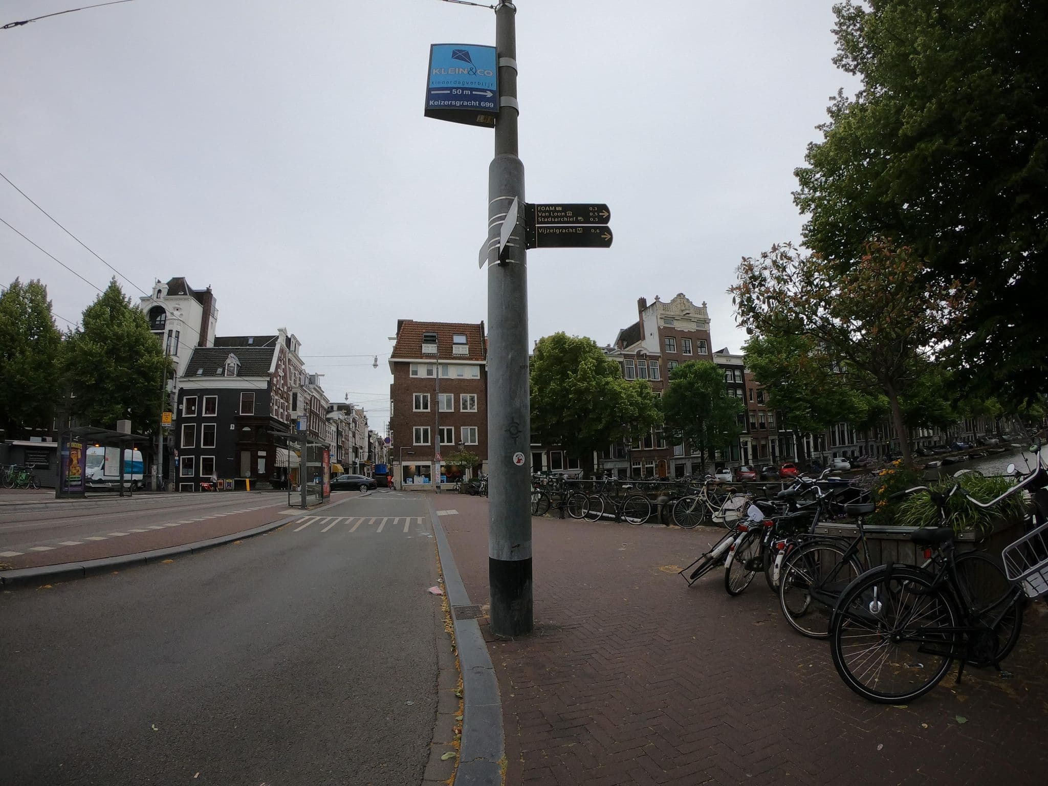 Street view near Bed and net, Amsterdam — © richlv (CC BY-SA · Mapillary)
