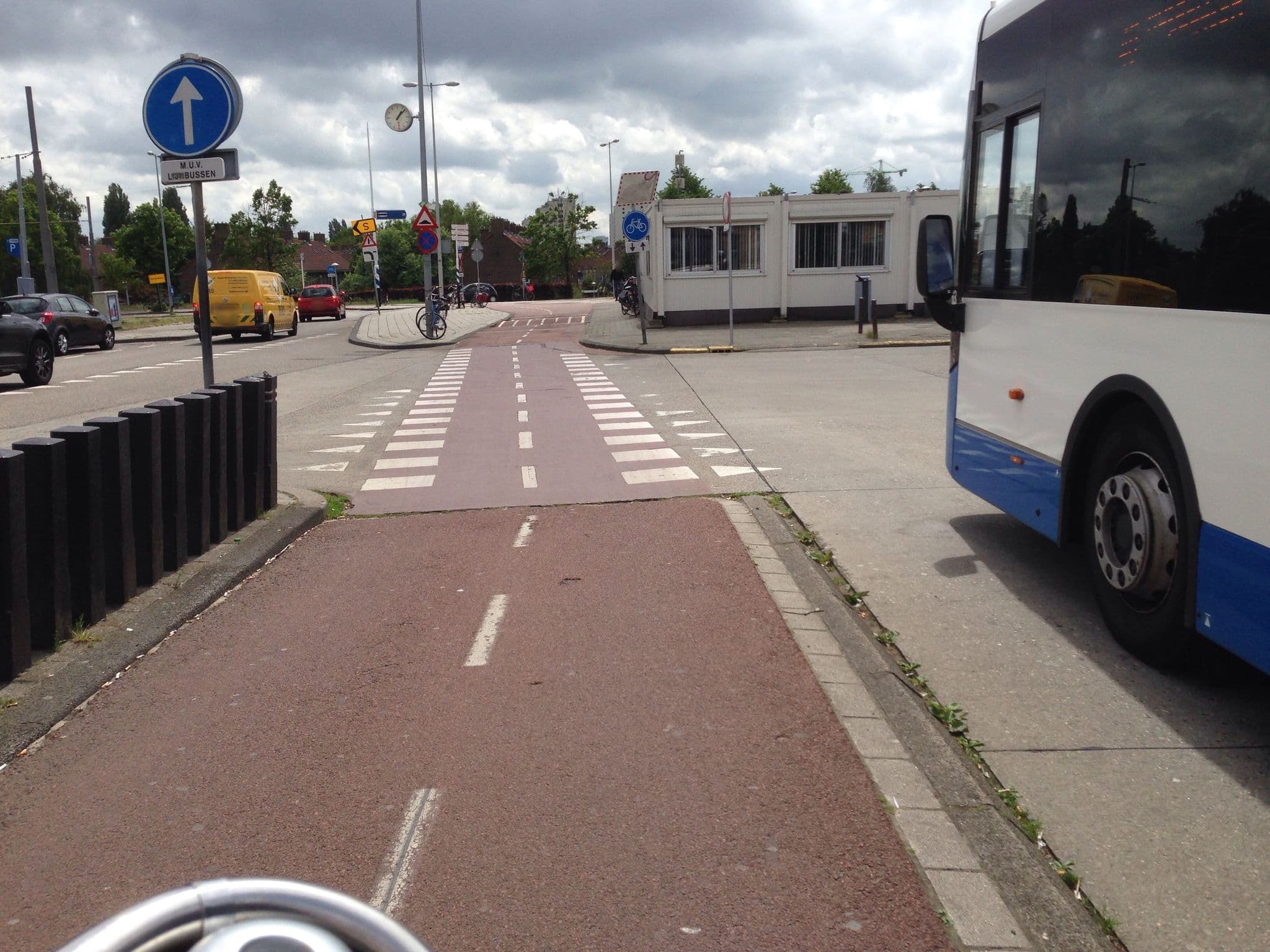 Street view near MEININGER Hotel Amsterdam Oost, Dapperbuurt — © cyclestreets (CC BY-SA · Mapillary)