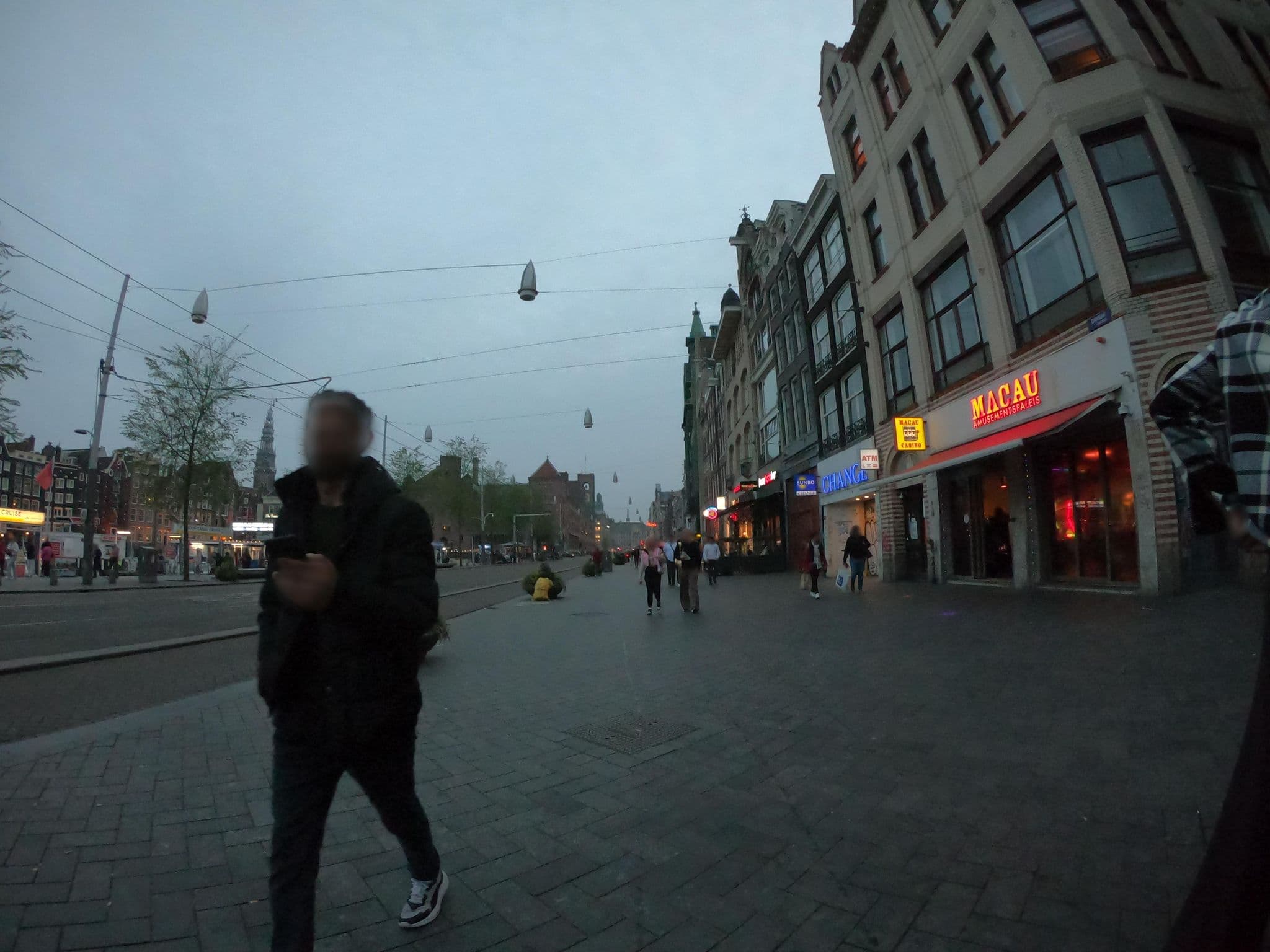 Street view near Amsterdam Center Experience, Amsterdam — © richlv (CC BY-SA · Mapillary)