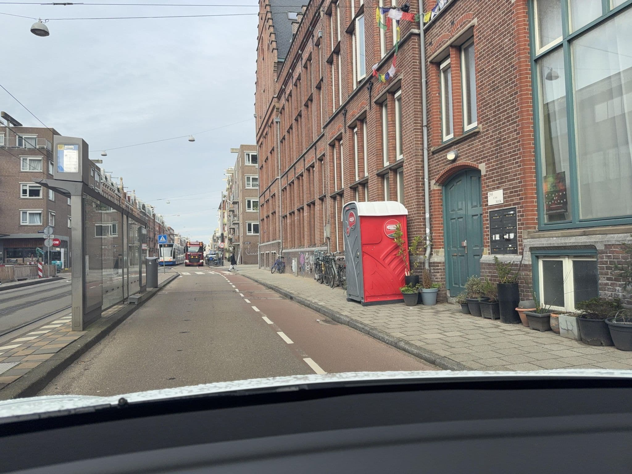 Street view near The Love Couch, Dapperbuurt — © ottor (CC BY-SA · Mapillary)