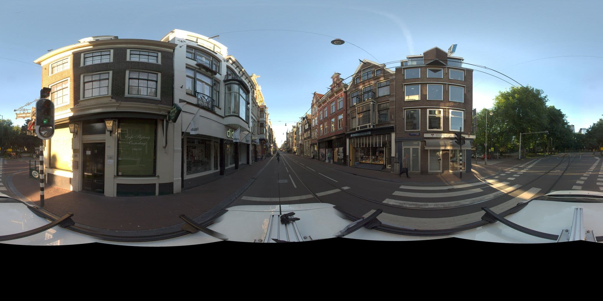 Street view near Villa Vicious, Amsterdam — © amsterdam (CC BY-SA · Mapillary)