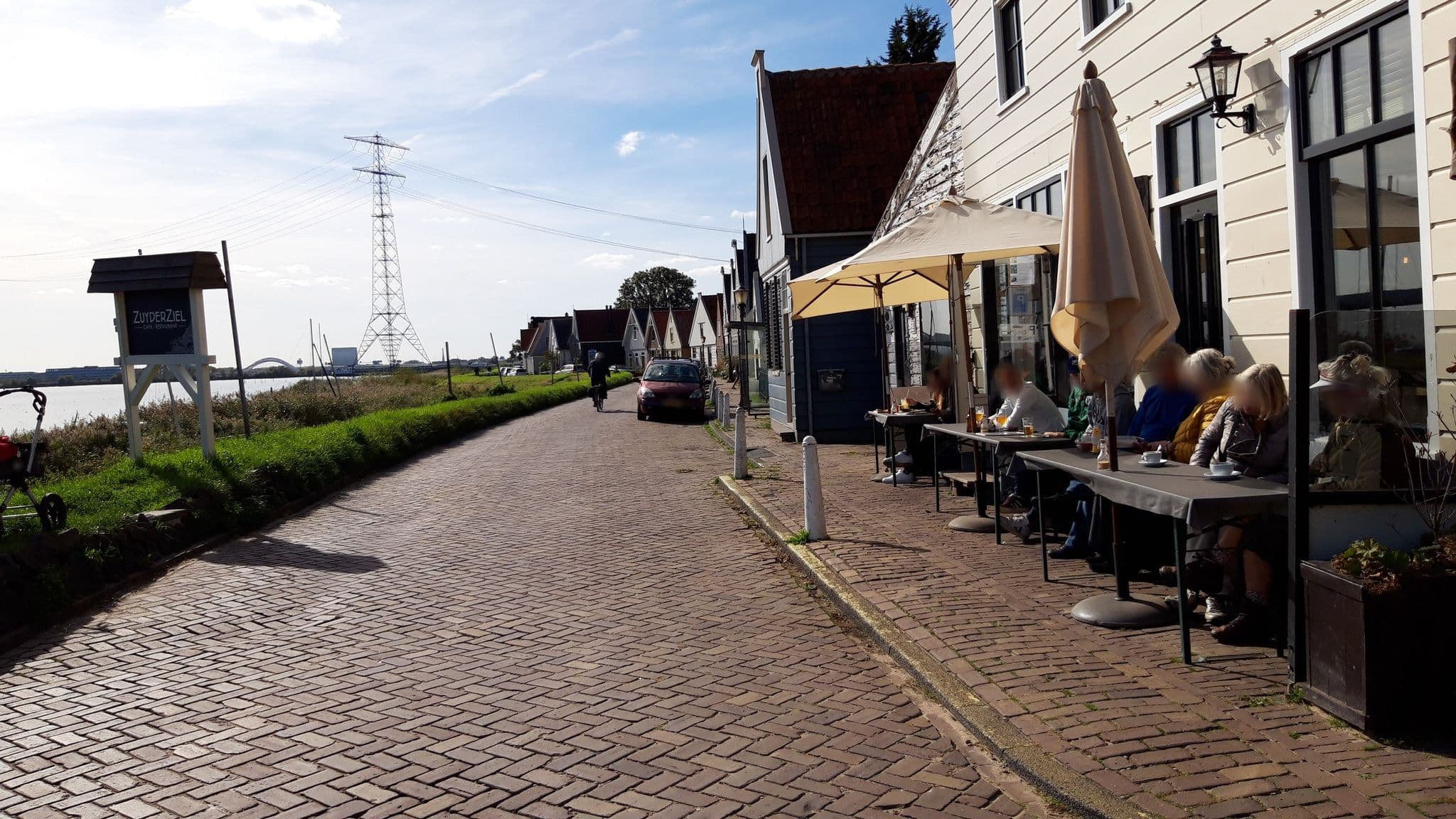 Street view near Hotel-Restaurant, Dapperbuurt — © ankeric (CC BY-SA · Mapillary)