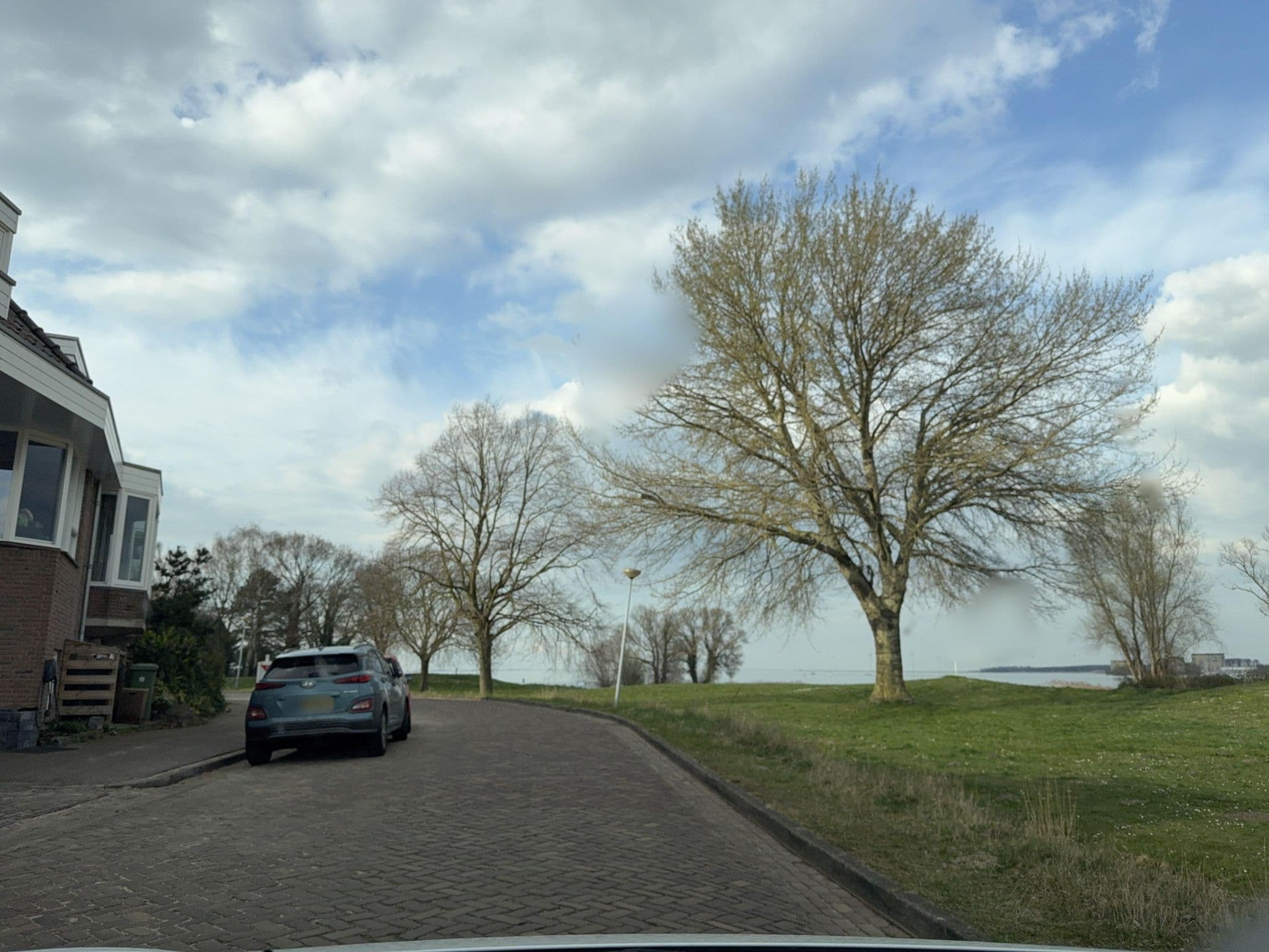 Street view near Bed and Breakfast Bon - Sejour, Muiderberg — © ottor (CC BY-SA · Mapillary)