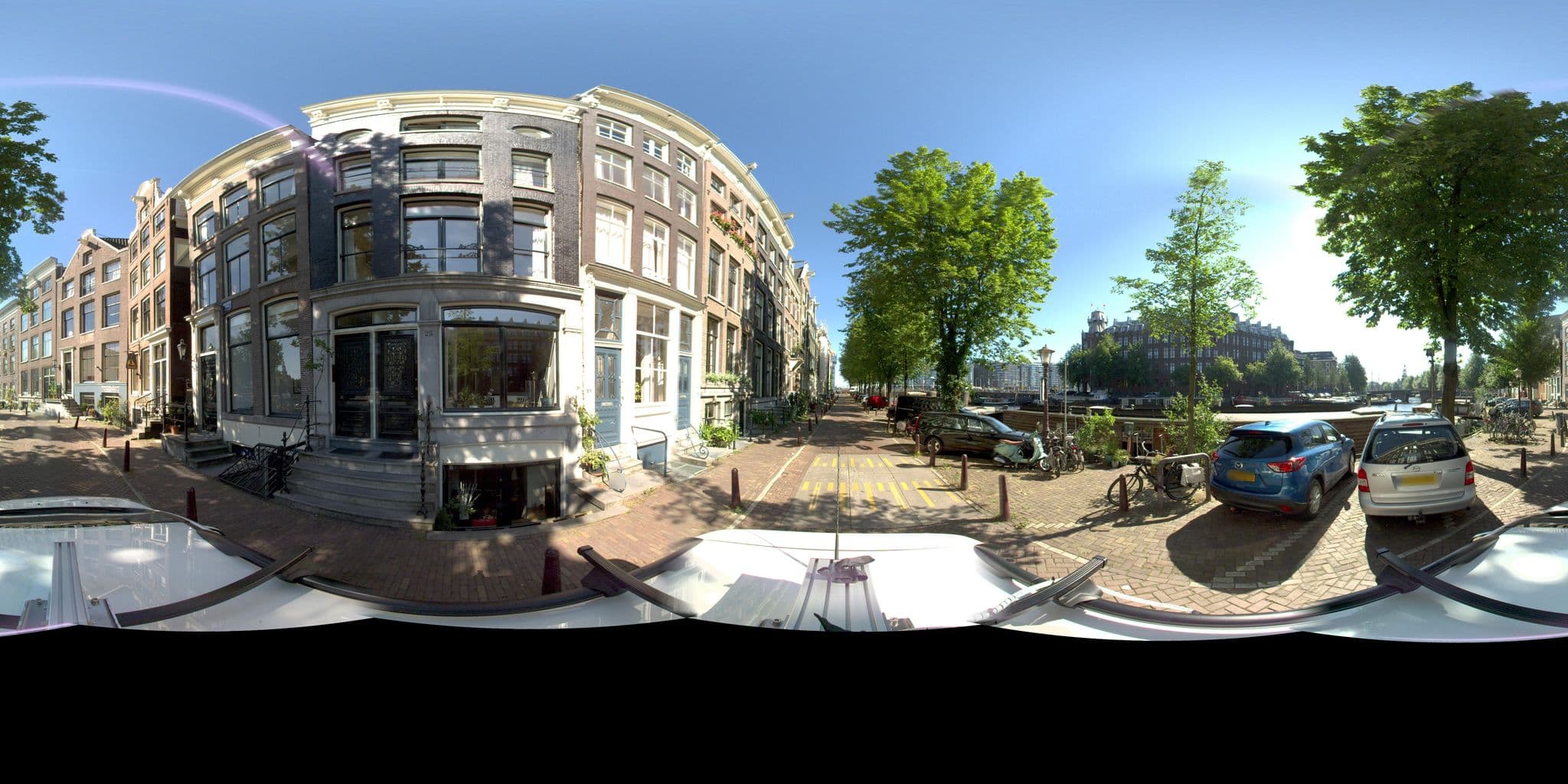 Street view near Amsterdam Centrally Located Houseboat near Central Station - A217, Amsterdam — © amsterdam (CC BY-SA · Mapillary)