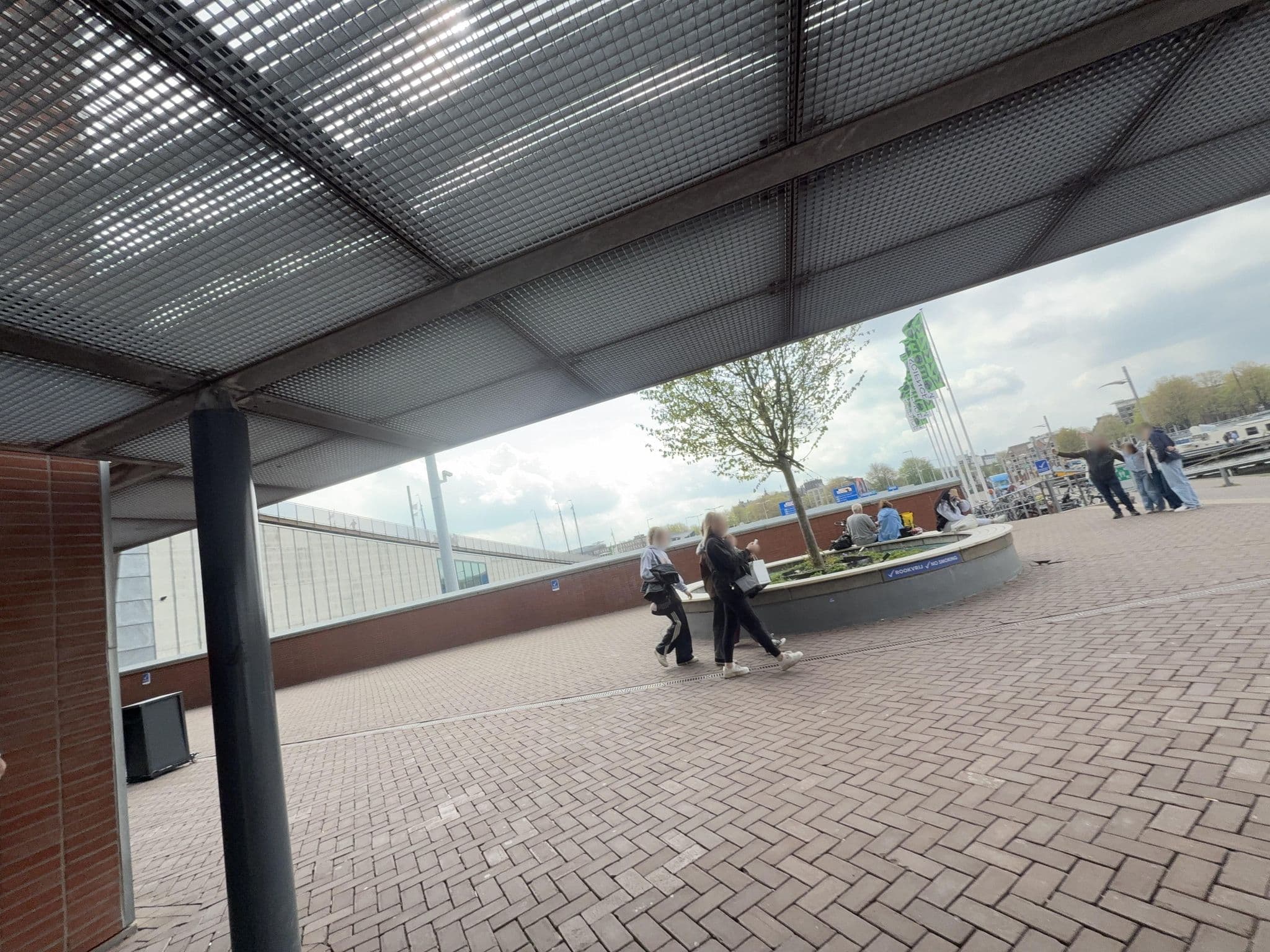 Street view near Amicitia, Amsterdam — © ottor (CC BY-SA · Mapillary)