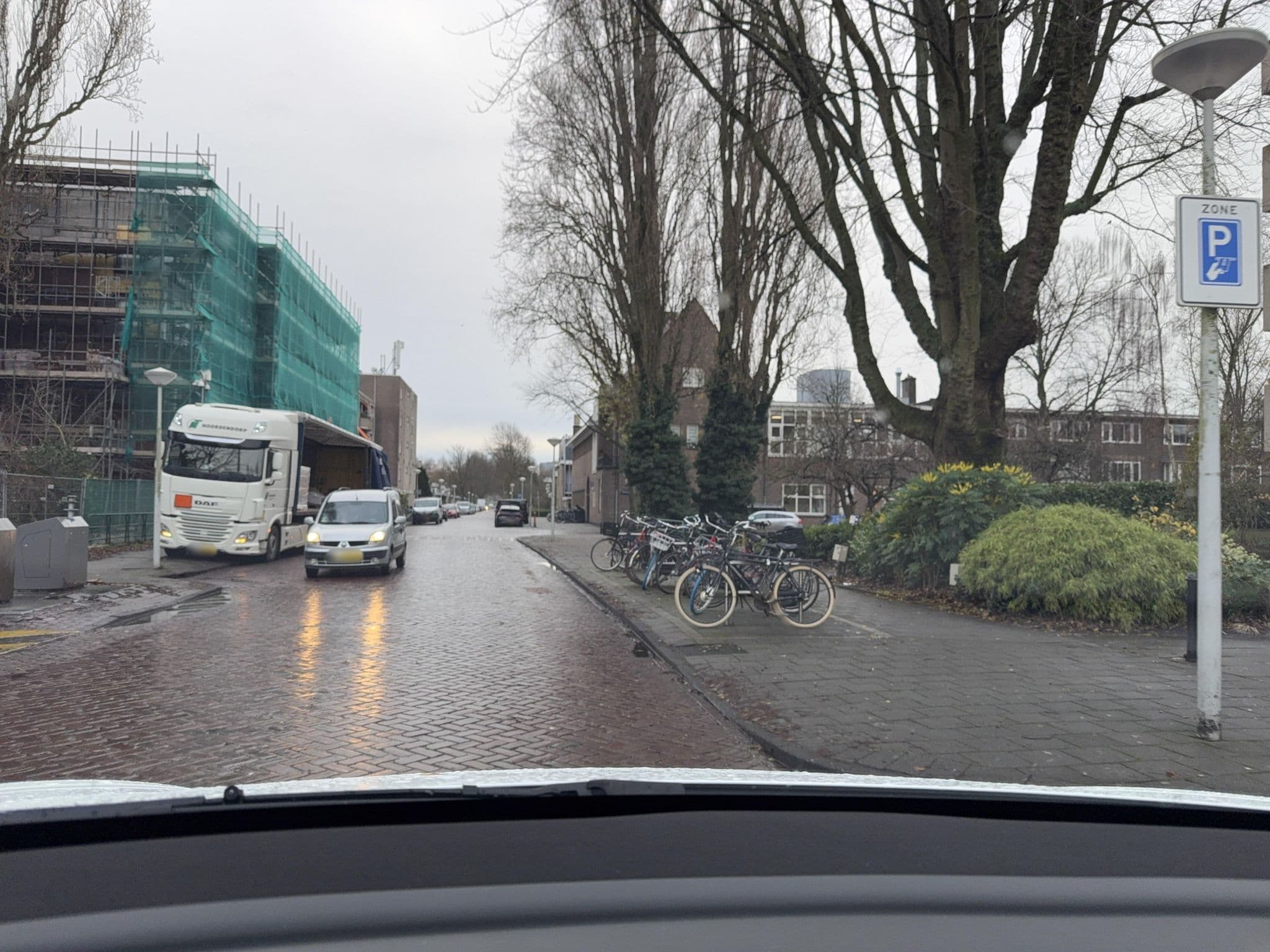 Street view near Hotel V Fizeaustraat, Dapperbuurt — © ottor (CC BY-SA · Mapillary)