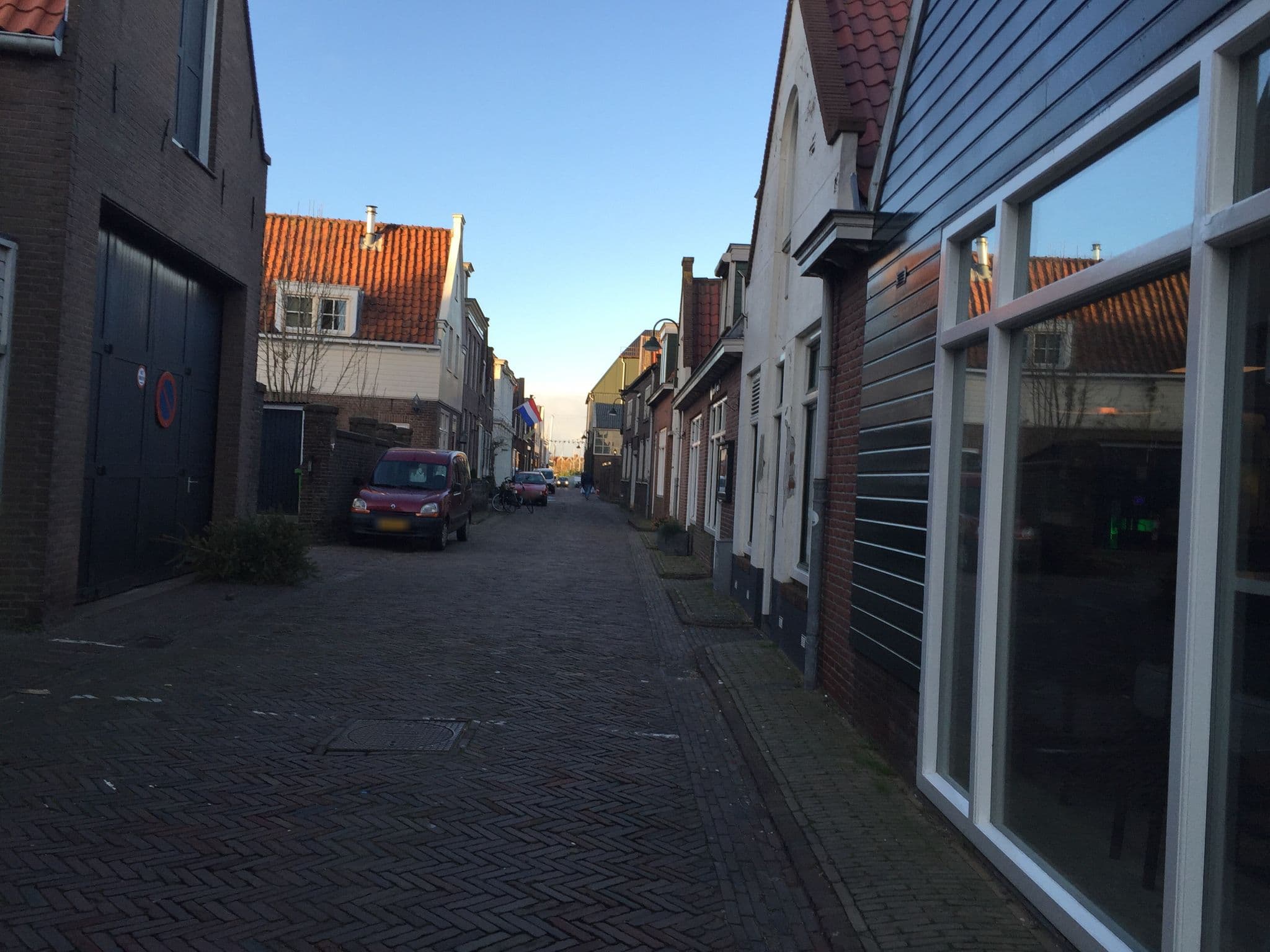 Street view near Bed & Breakfast De Reederij, Monnickendam — © ankeric (CC BY-SA · Mapillary)