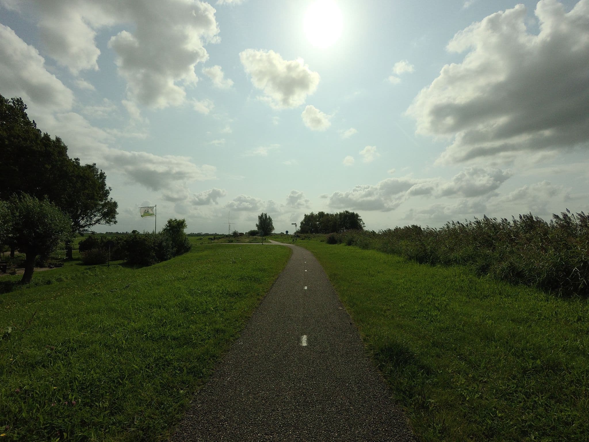 Street view near Hoeve Meerzicht, Monnickendam — © ankeric (CC BY-SA · Mapillary)