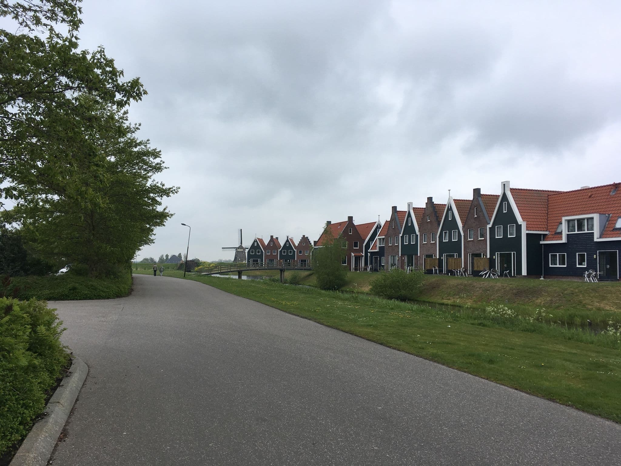 Street view near Roompot Marinapark, Volendam — © geim (CC BY-SA · Mapillary)