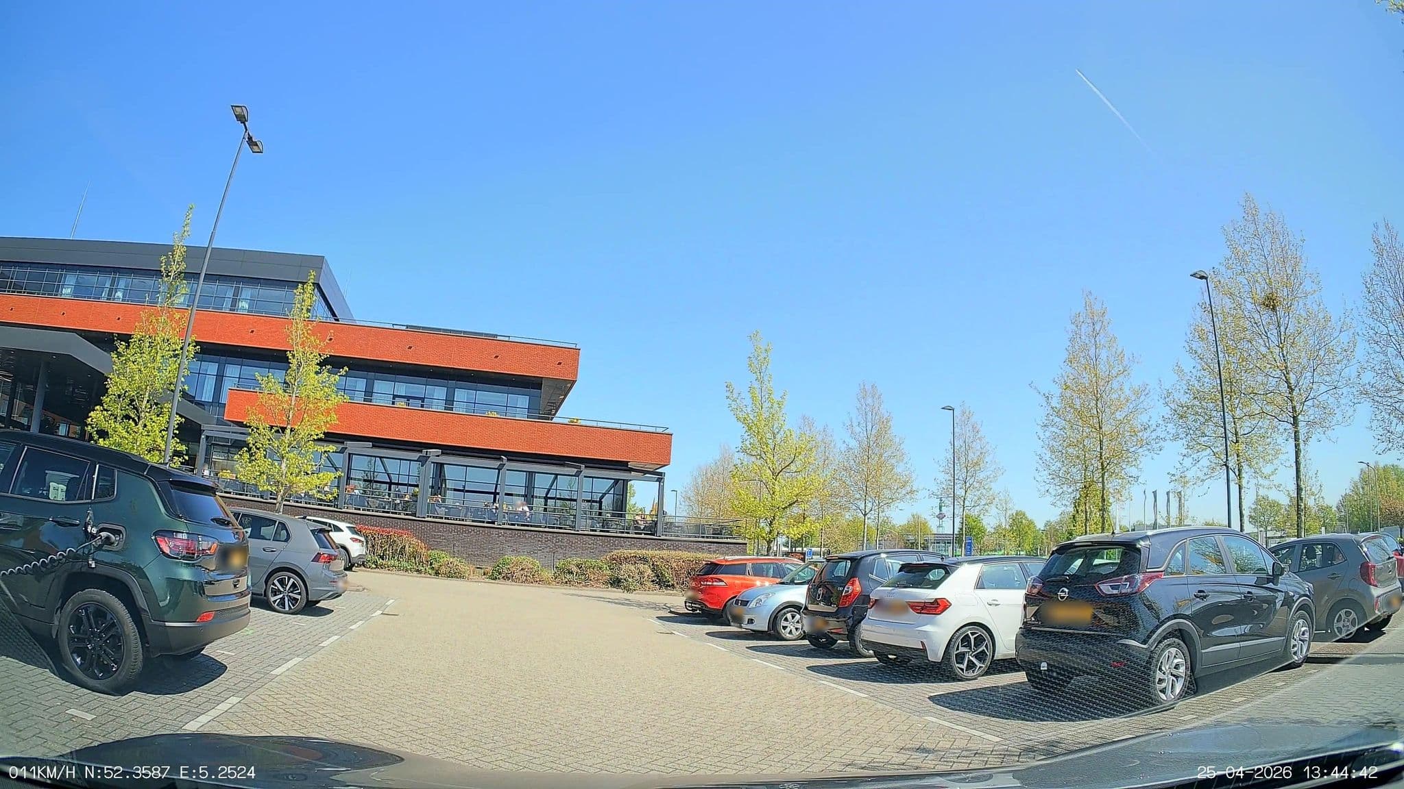 Street view near Van der Valk Hotel Almere, Almere Stad — © thewizard (CC BY-SA · Mapillary)