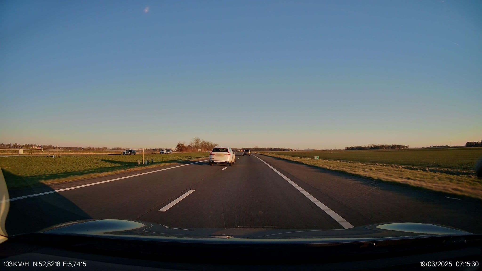 Street view near Vakantiepark Het Moer, Lemmer — © thewizard (CC BY-SA · Mapillary)
