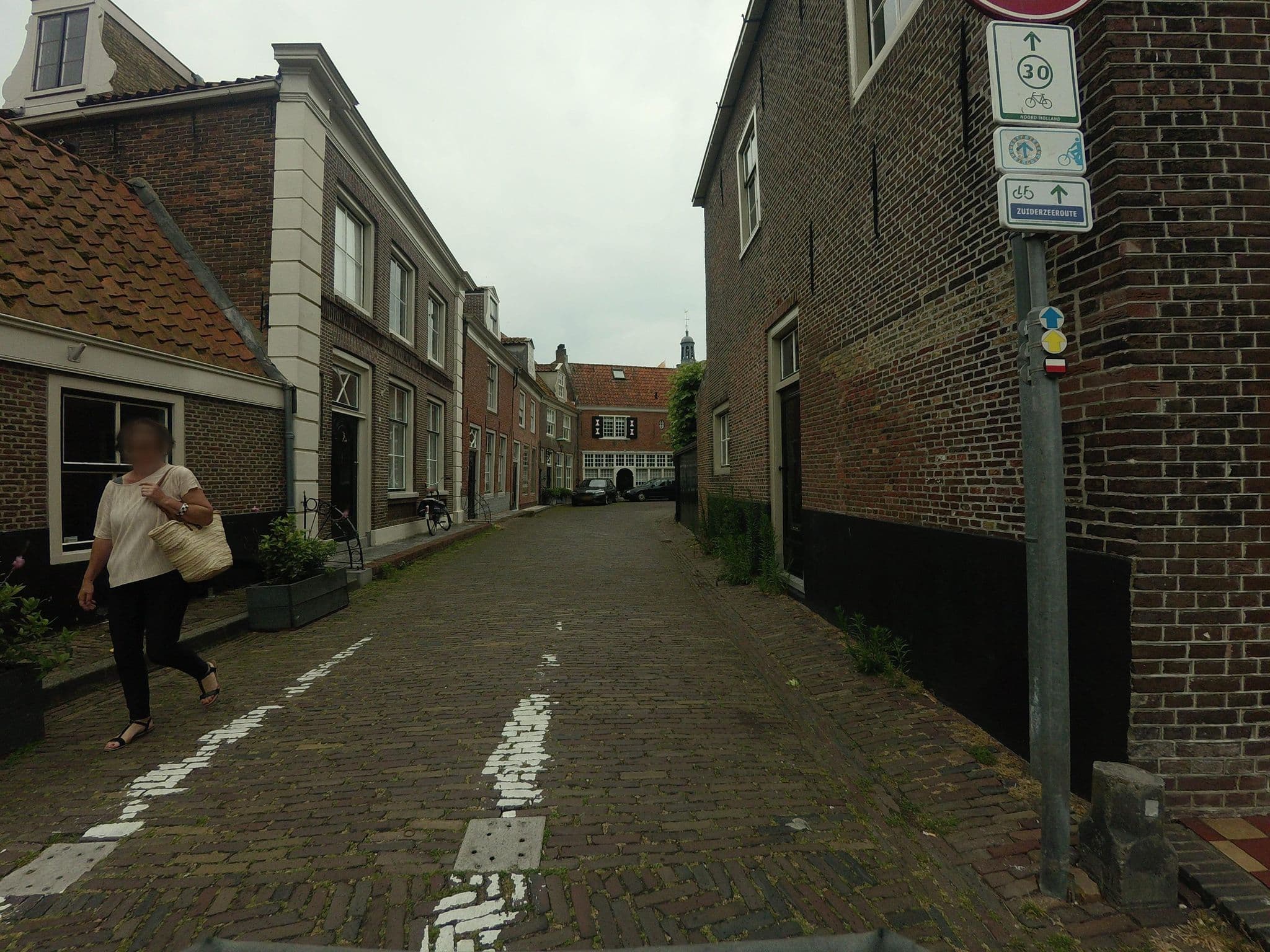 Street view near VOChuys, Enkhuizen — © ankeric (CC BY-SA · Mapillary)