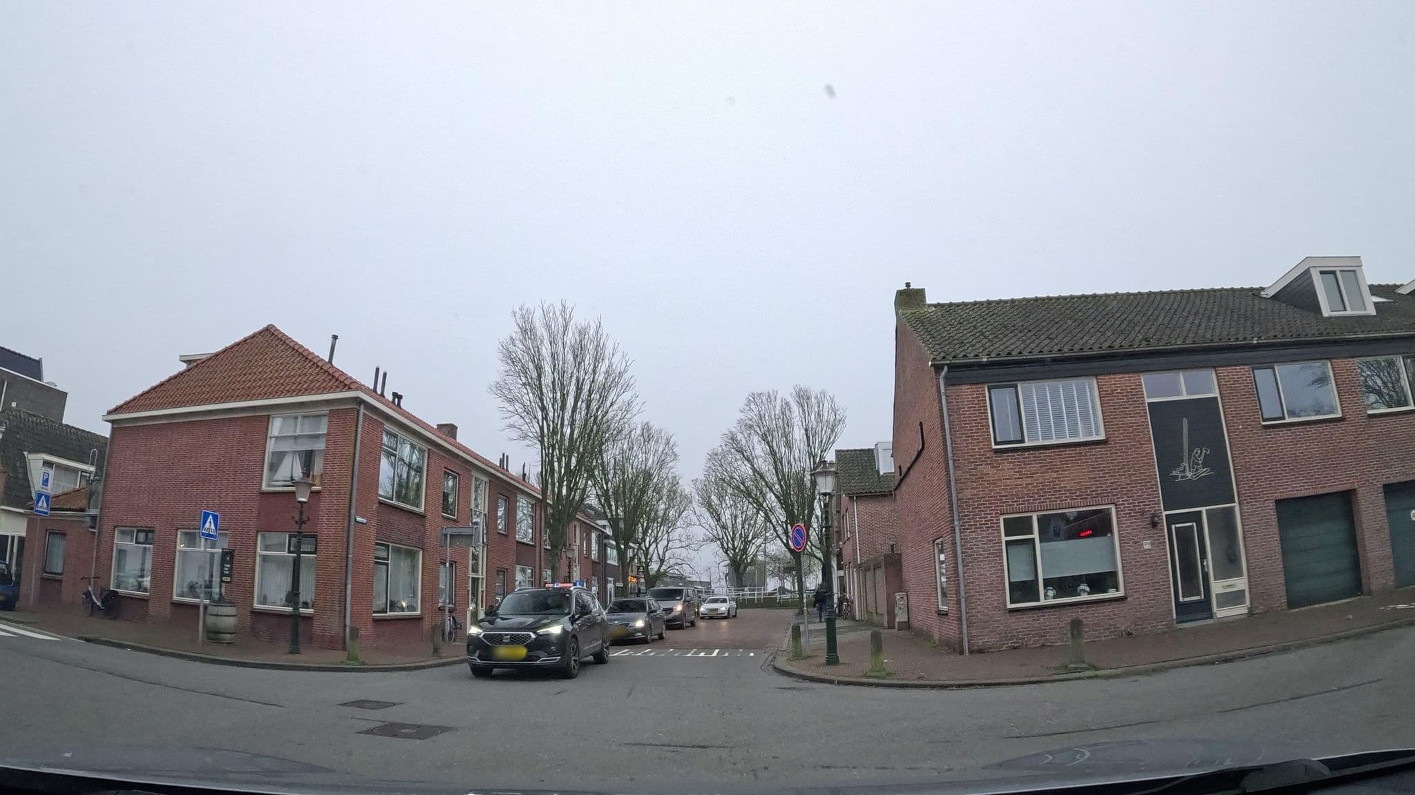 Street view near Hotel-Grill-Restaurant Desimir, Enkhuizen — © thewizard (CC BY-SA · Mapillary)