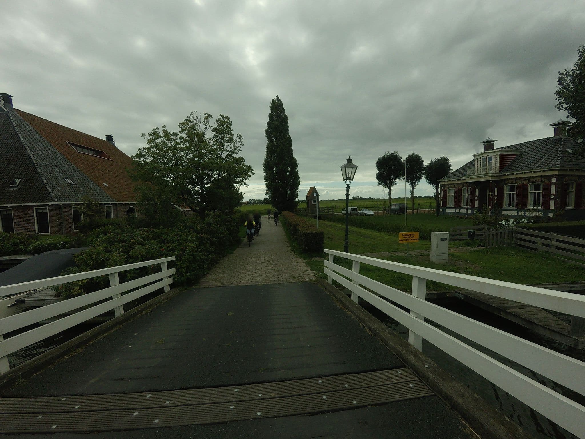 Street view near Attema-Sate, Heeg — © ankeric (CC BY-SA · Mapillary)
