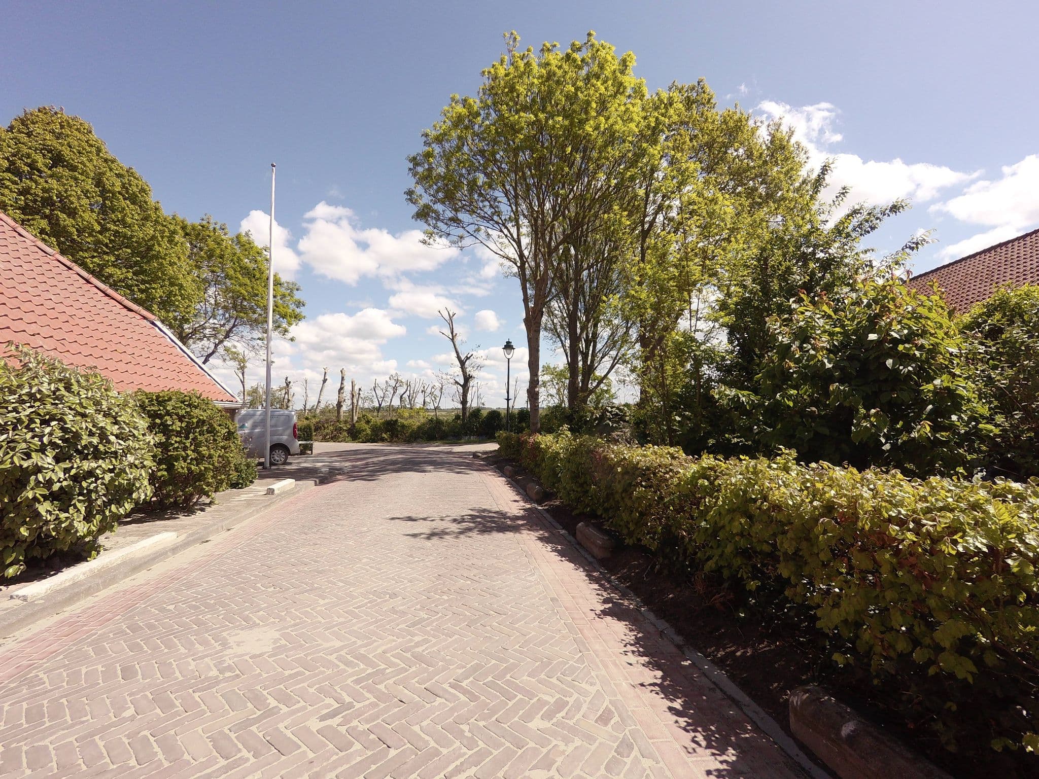Street view near Zwaanekap, Makkum — © ankeric (CC BY-SA · Mapillary)