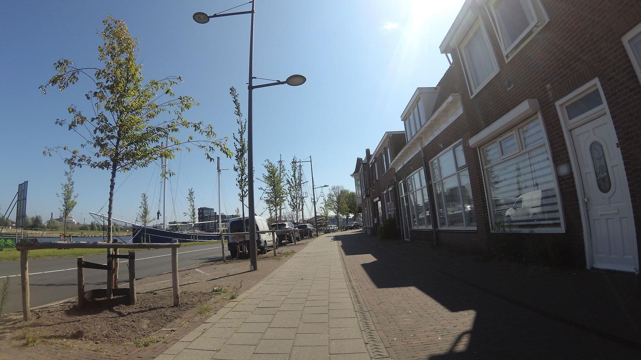 Street view near Helsdeur, Den Helder — © teddy73 (CC BY-SA · Mapillary)