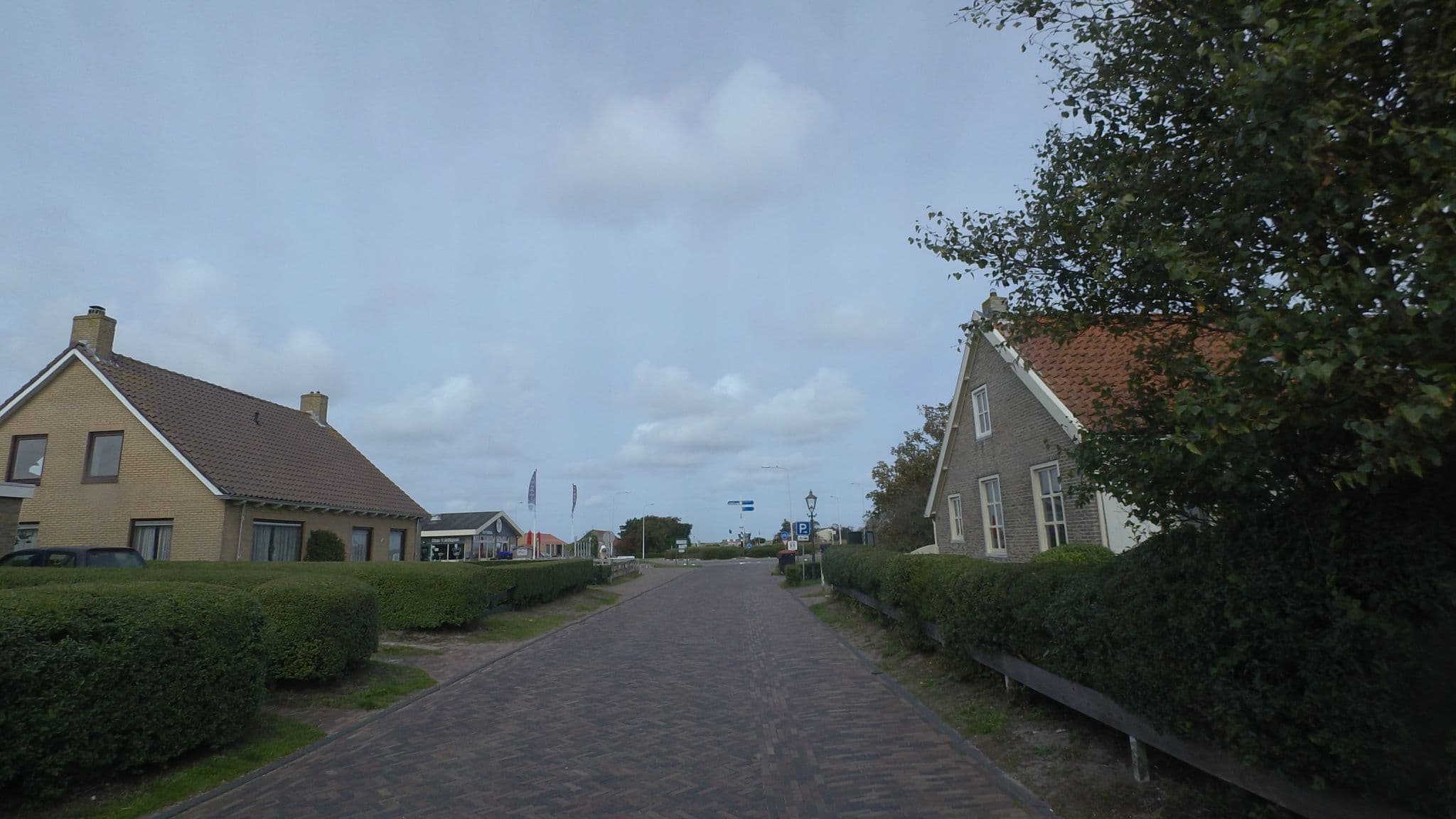 Street view near Appartementen Amelander Paradijs, Hollum — © schulf (CC BY-SA · Mapillary)