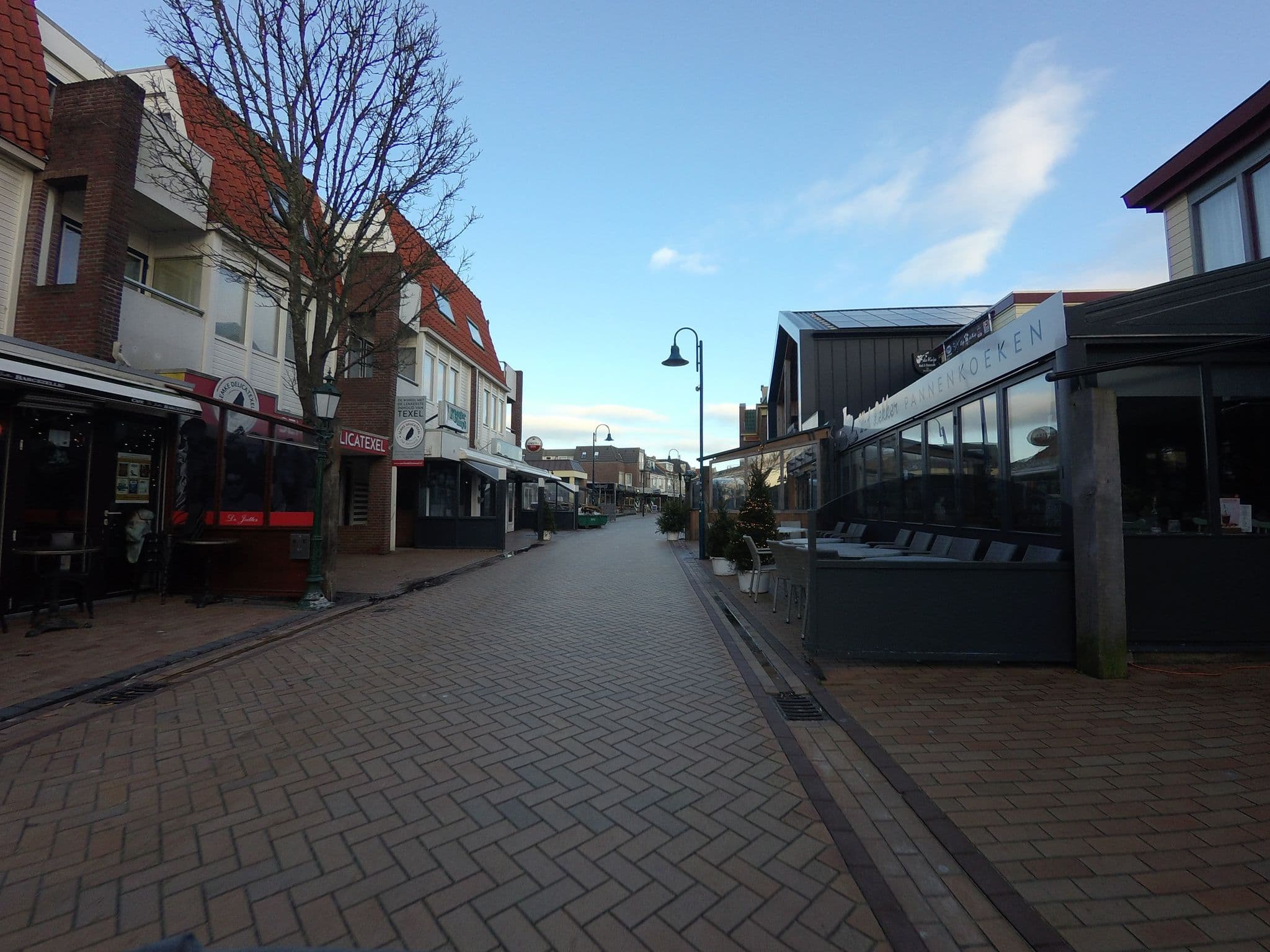 Street view near HotelsTexel, De Koog — © ankeric (CC BY-SA · Mapillary)