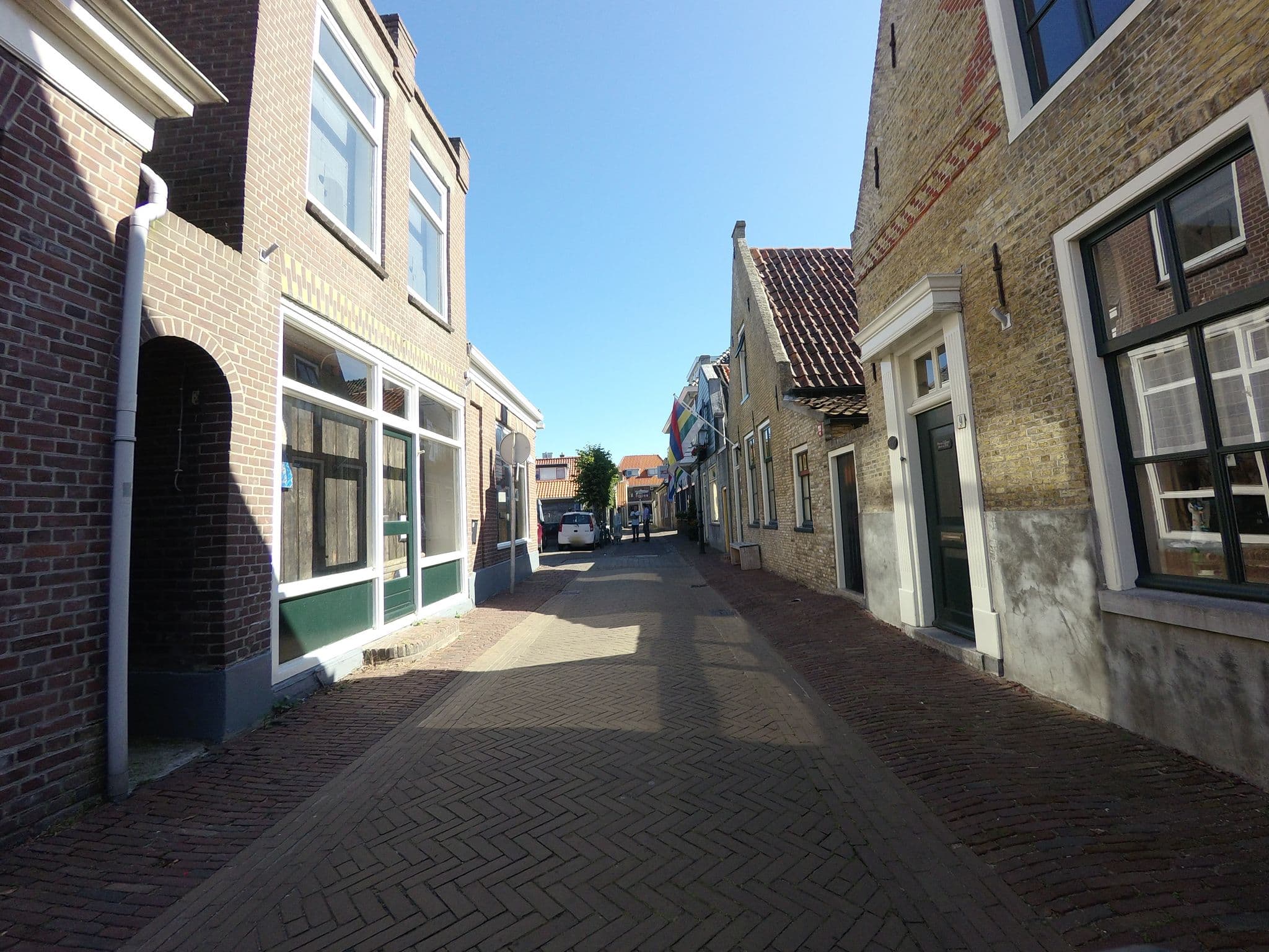 Street view near Oepkes Hotel, West-Terschelling — © ankeric (CC BY-SA · Mapillary)