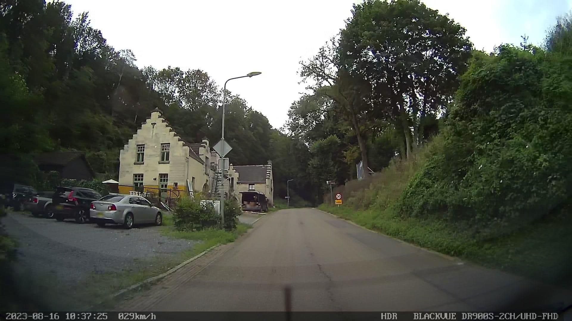 Street view near Ontbijtruimte Brakke Berg ☕️, Houthem — © madel (CC BY-SA · Mapillary)