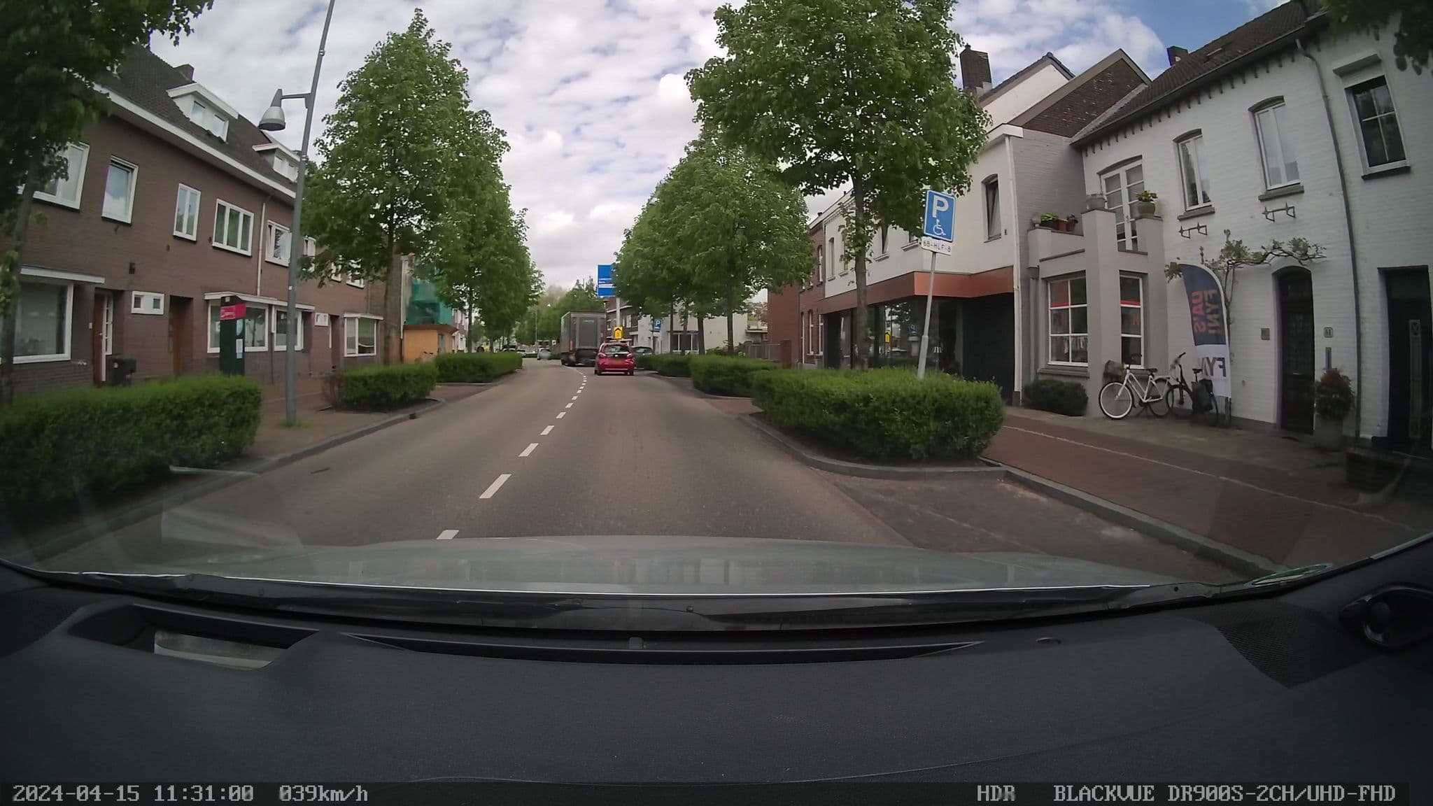 Street view near Casa Elisabeth, Sittard — © madel (CC BY-SA · Mapillary)