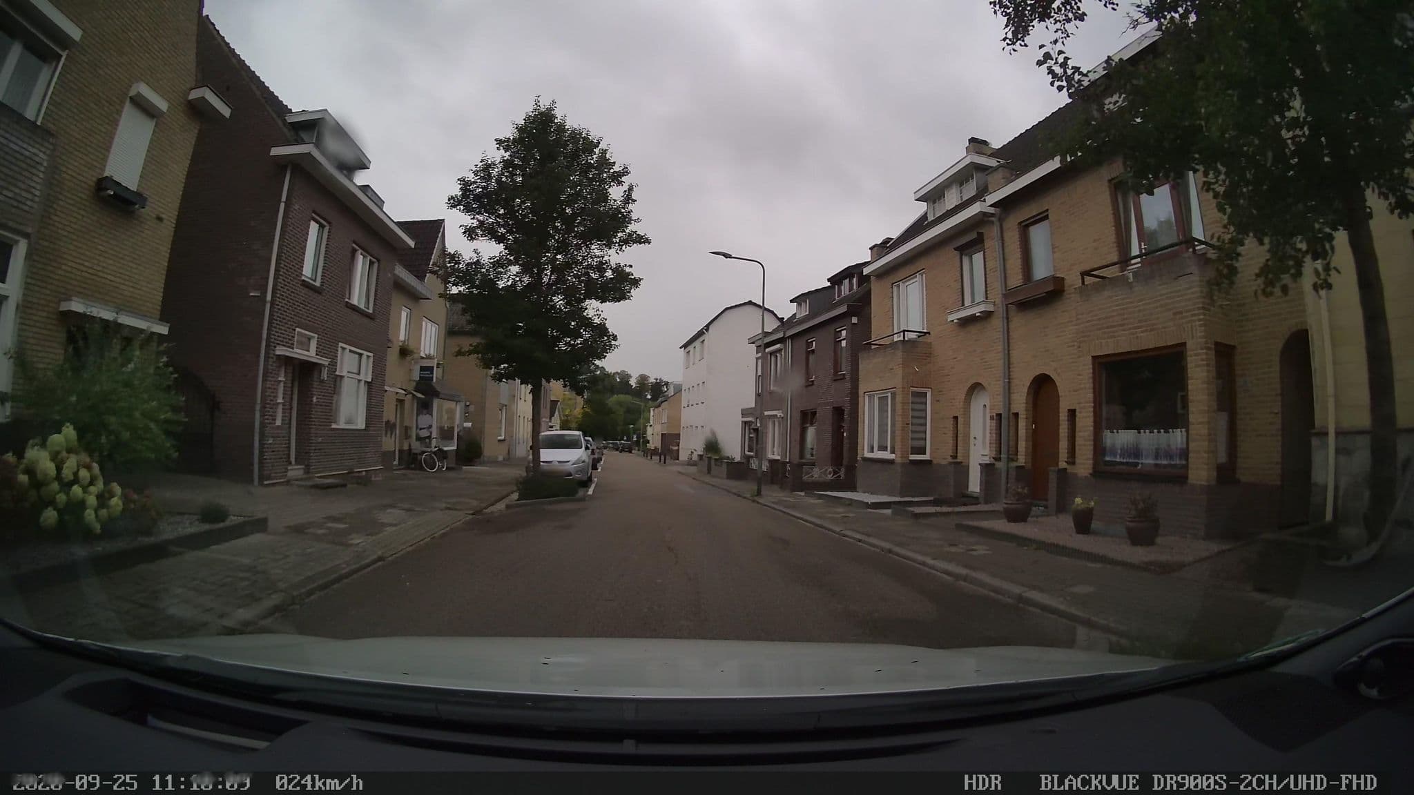 Street view near Bed & Breakfast Heuvelland, Broekhem — © madel (CC BY-SA · Mapillary)