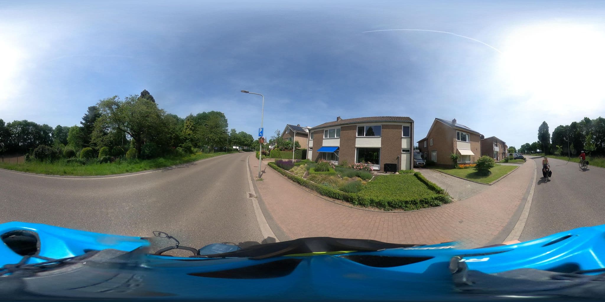 Street view near t' Vlinderhöfke, Banholt — © padididejurbise (CC BY-SA · Mapillary)