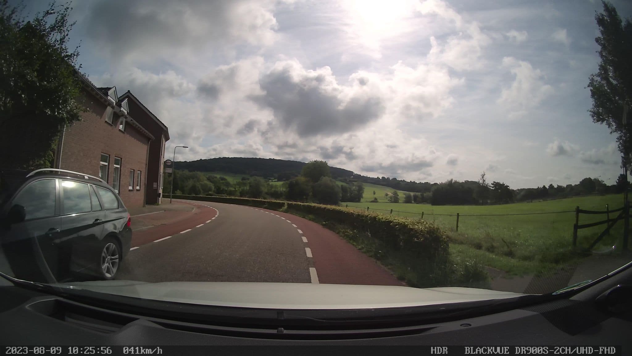 Street view near Hotel Restaurant Terpoorten, Mechelen — © madel (CC BY-SA · Mapillary)