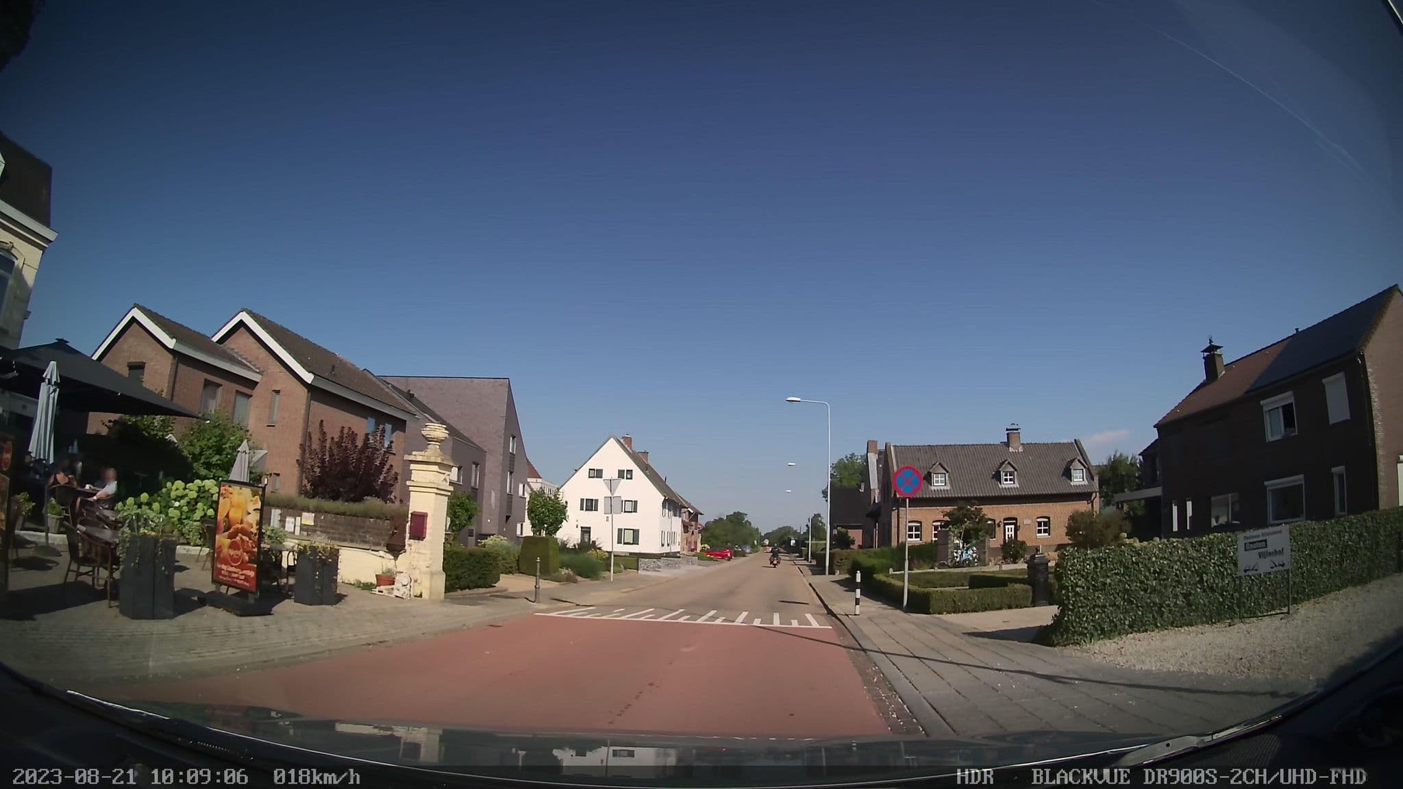 Street view near Hotel Restaurant Vijlerhof Vijlen, Vijlen — © madel (CC BY-SA · Mapillary)