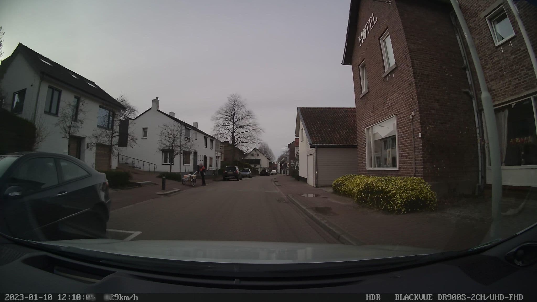 Street view near Fletcher Restaurant Bon Repos Hotel Noorbeek, Banholt — © madel (CC BY-SA · Mapillary)